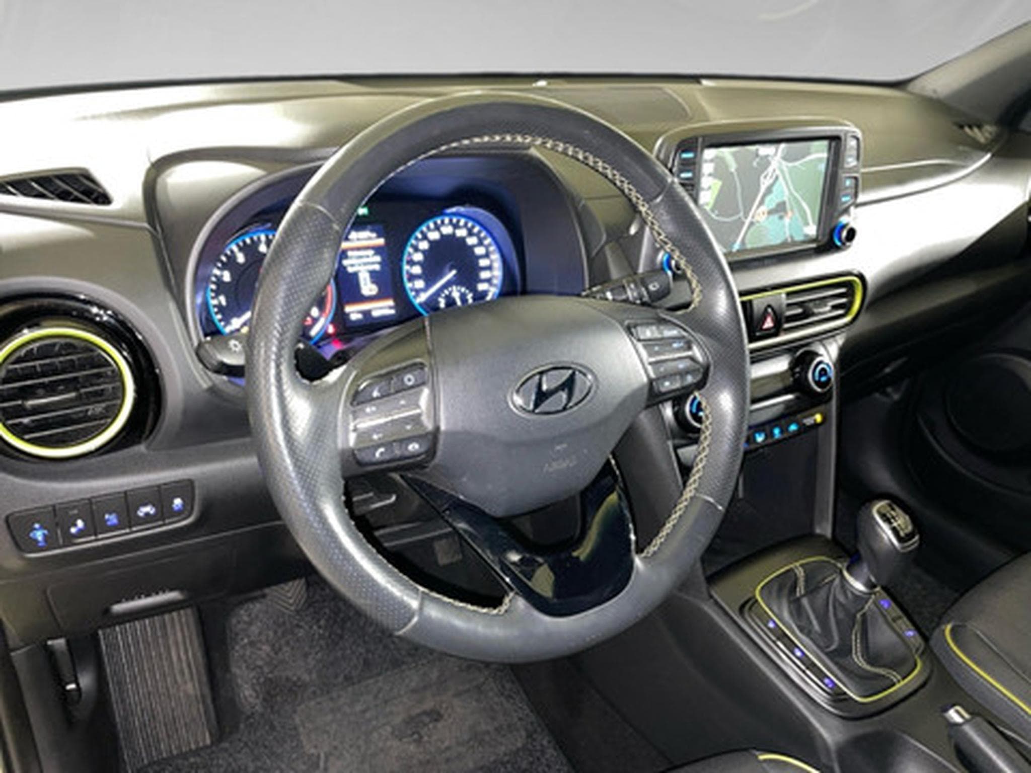 Hyundai Kona 1.0 T-GDI Techno 48V (2026) - Photo 8