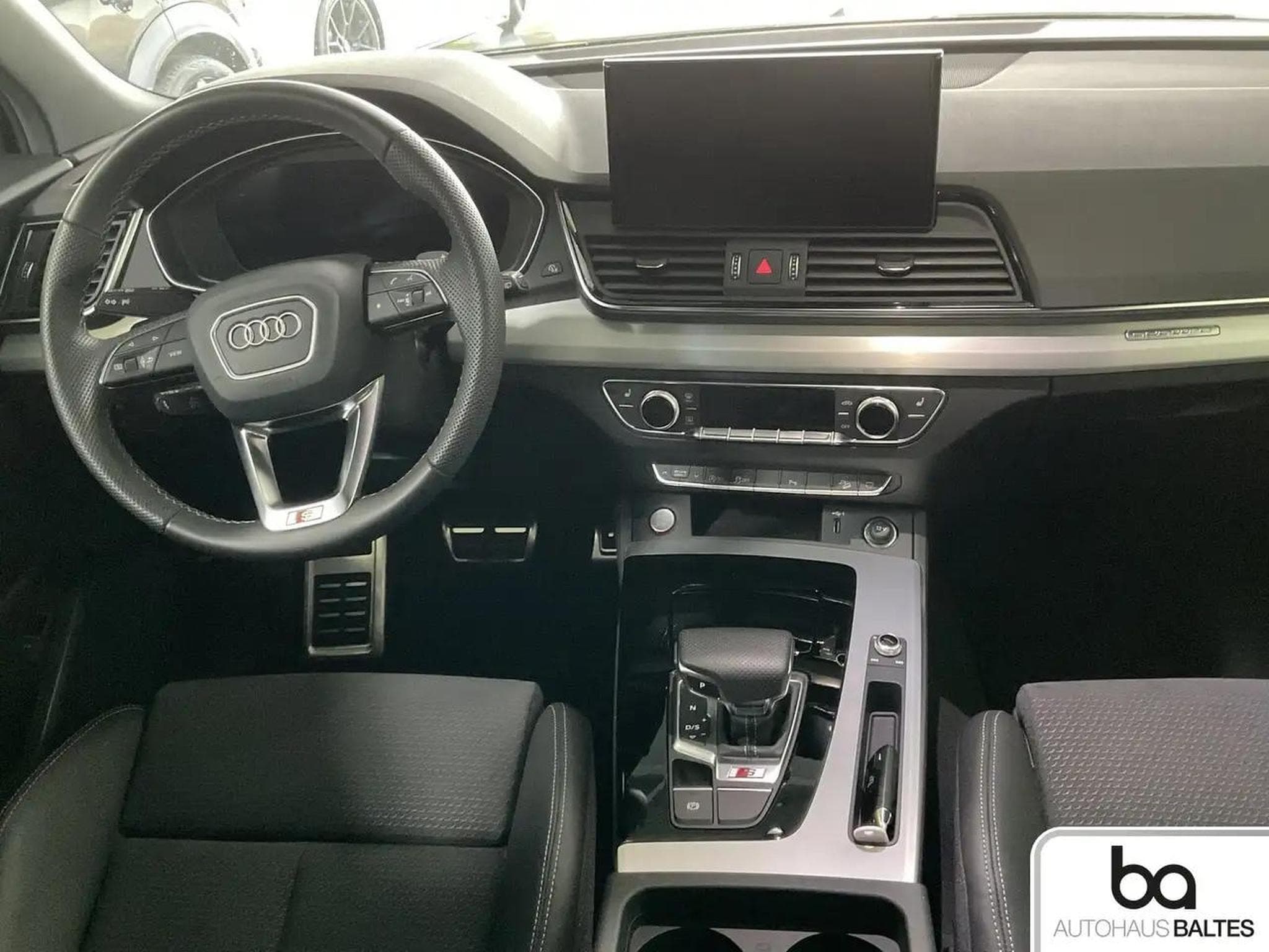 Audi SQ5 (2023) - Foto 8