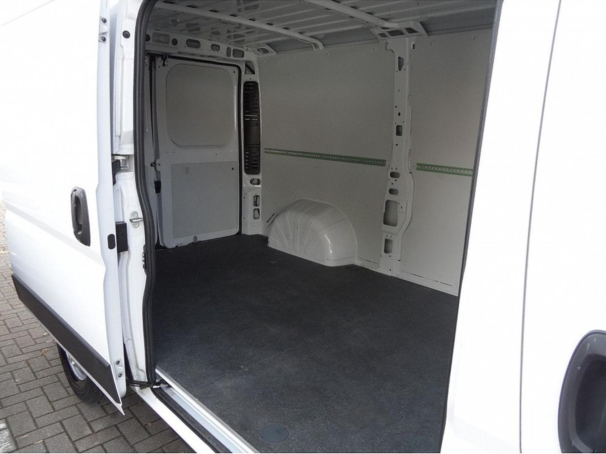 Opel Movano (2026) - Photo 10