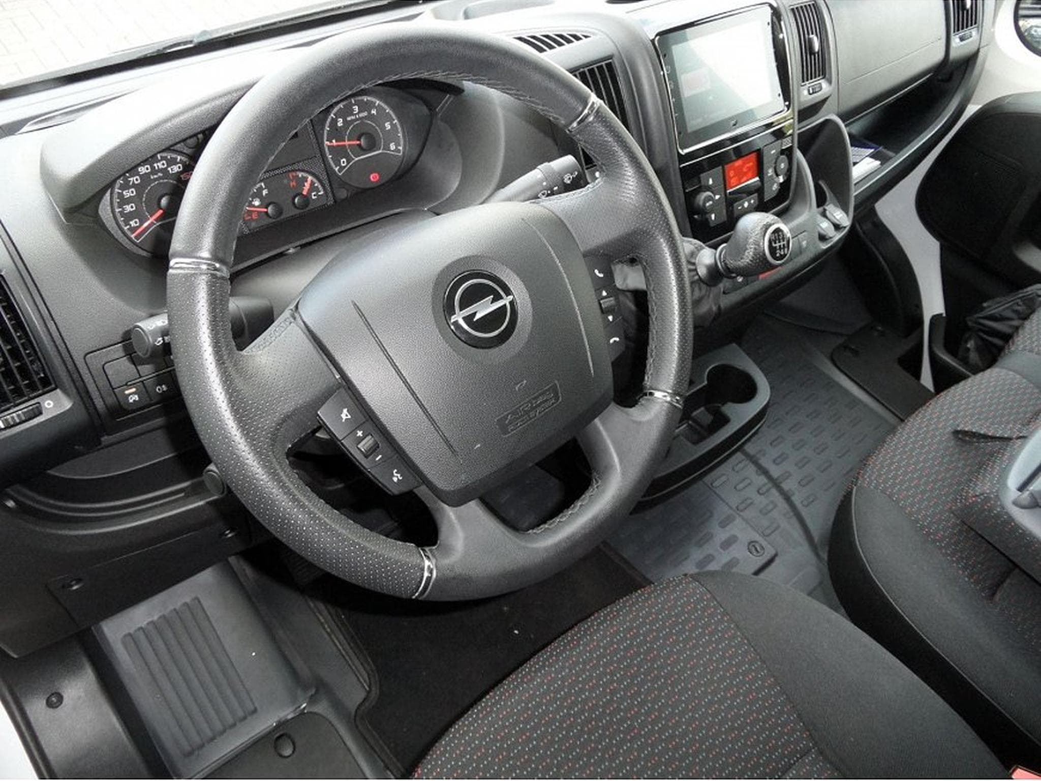 Opel Movano (2026) - Photo 11