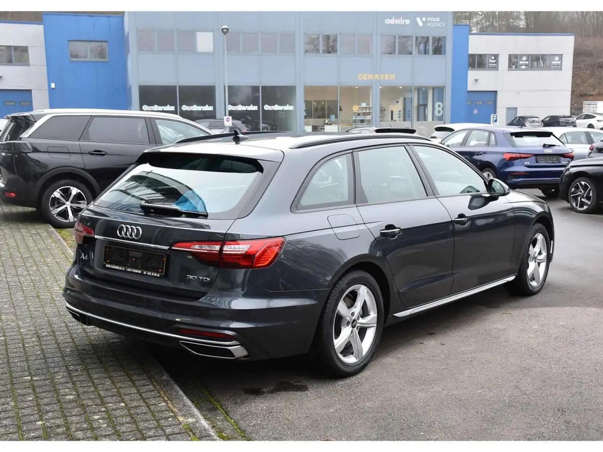 Audi A4 (2024) - Foto 4