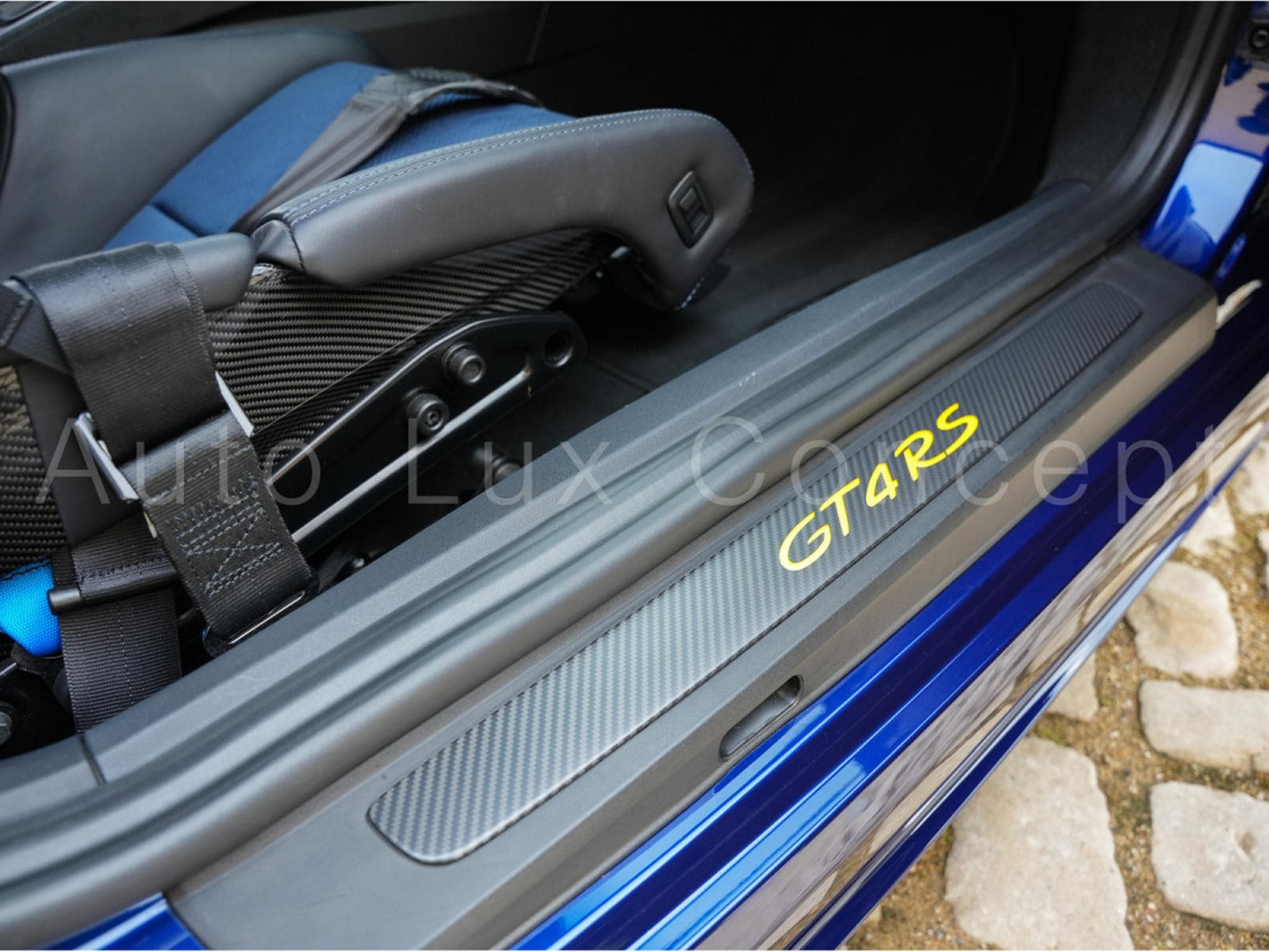 Porsche Cayman 718 GT4 RS Pack Weissach (2023) - Photo 15