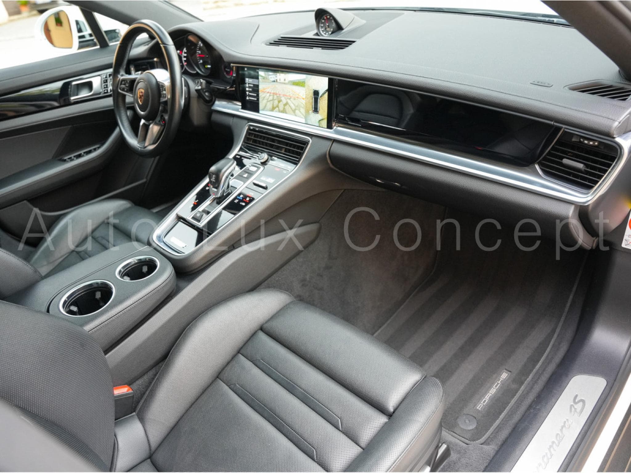 Porsche Panamera 4S Diesel (2017) - Photo 6