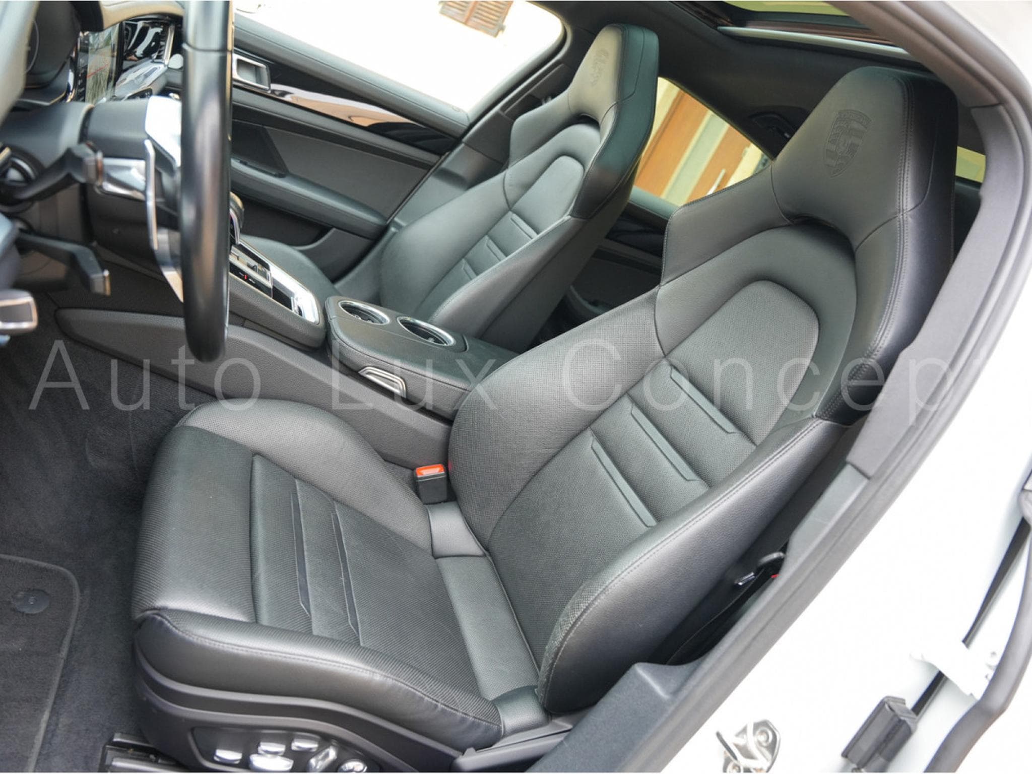 Porsche Panamera 4S Diesel (2017) - Photo 7