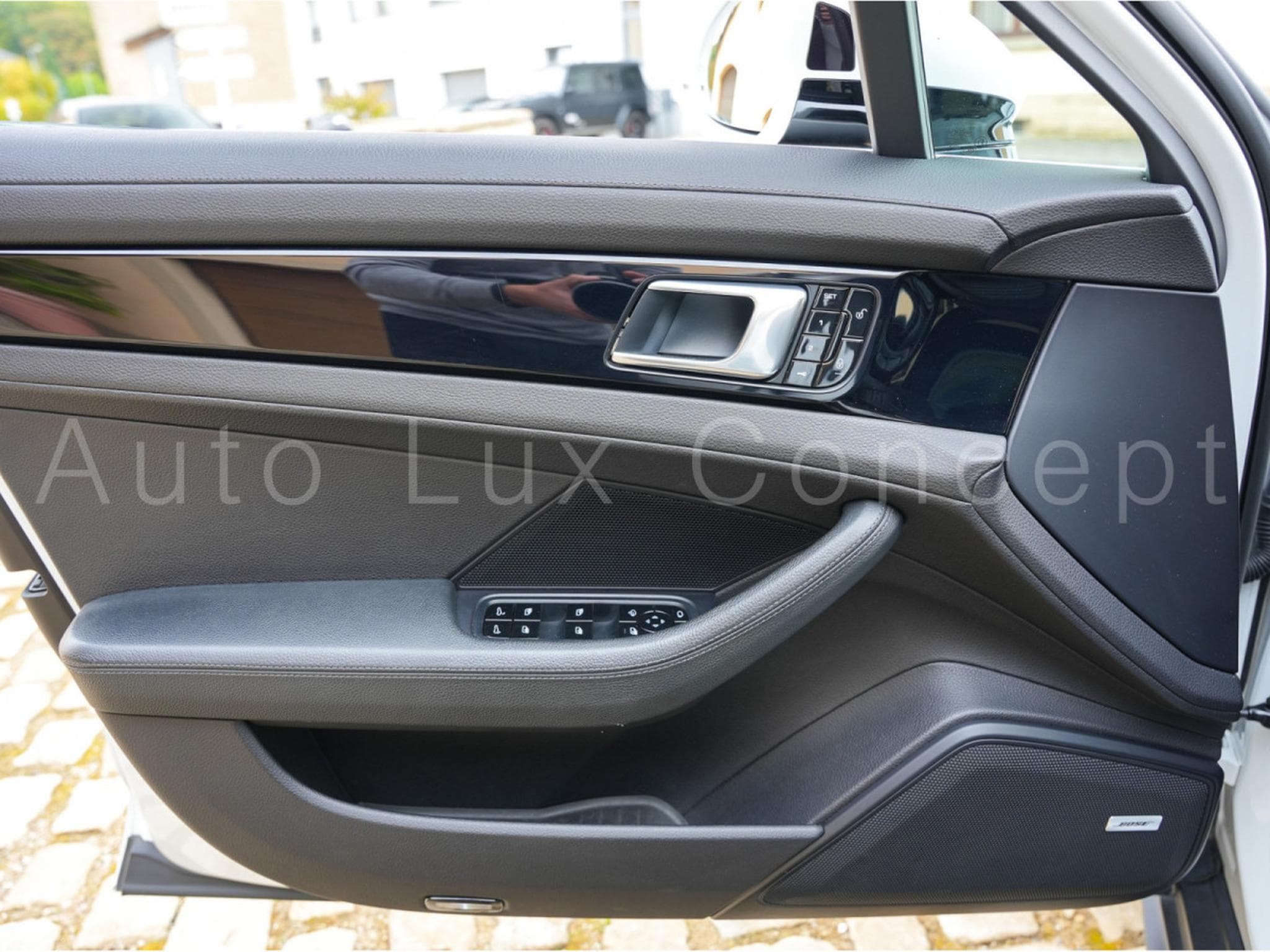 Porsche Panamera 4S Diesel (2017) - Photo 9