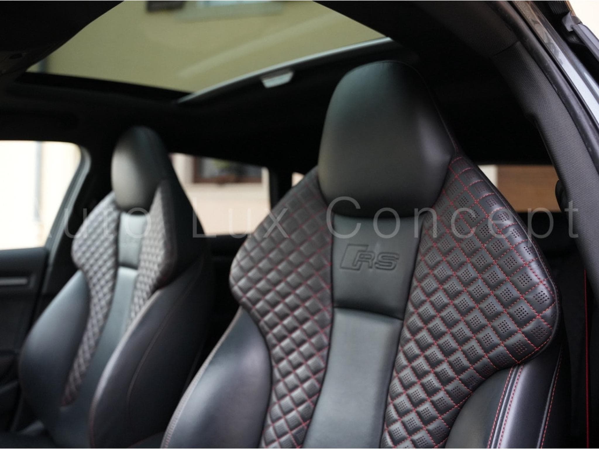 Audi RS3 Sportback 2.5 TFSI quattro S tronic 7 (2018) - Photo 8