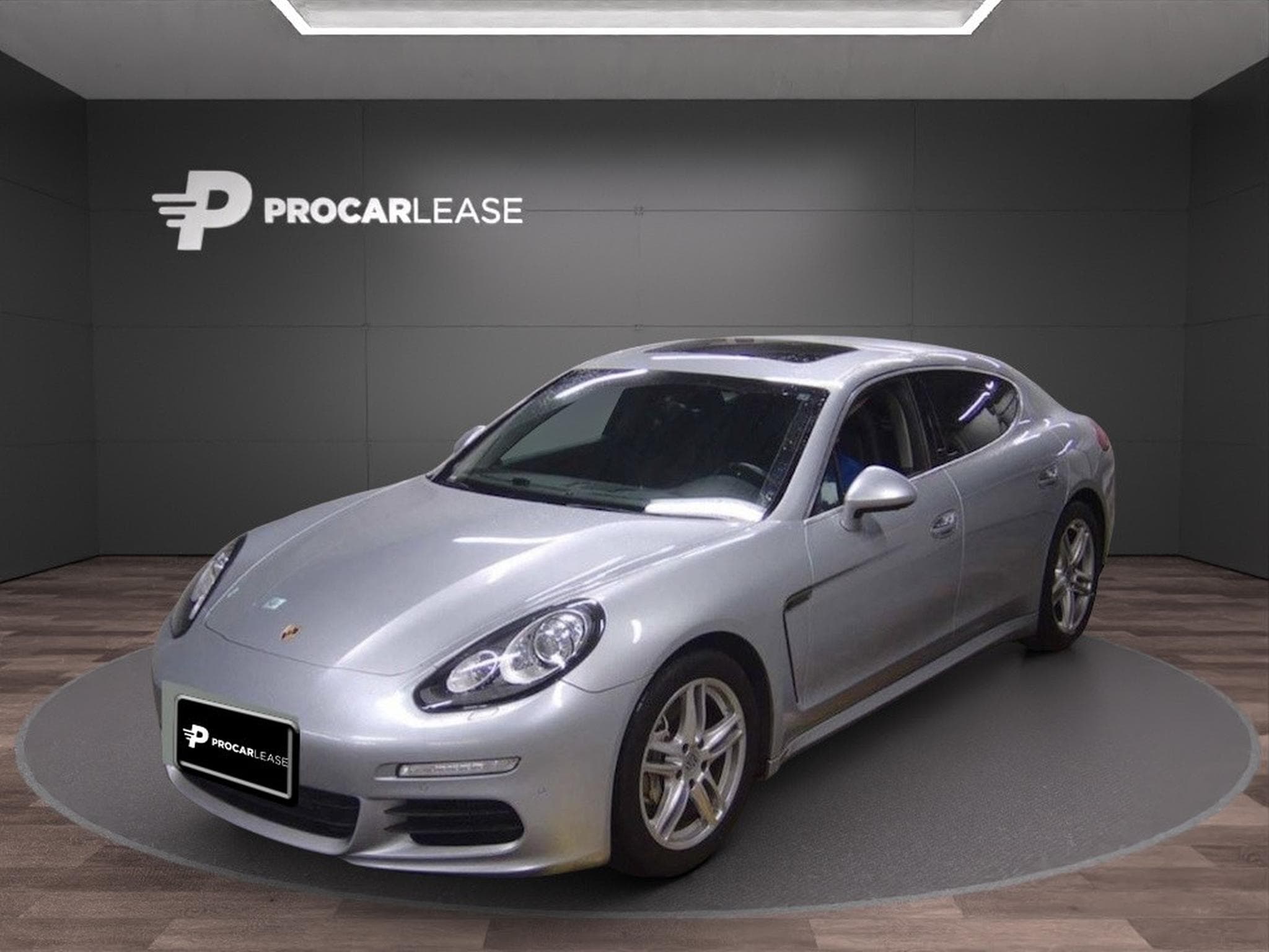 Porsche Panamera Panamera S /Bose/(PDLS)/Bi-Xenon/19/360°/(PASM)Leder (2014) - Photo 5