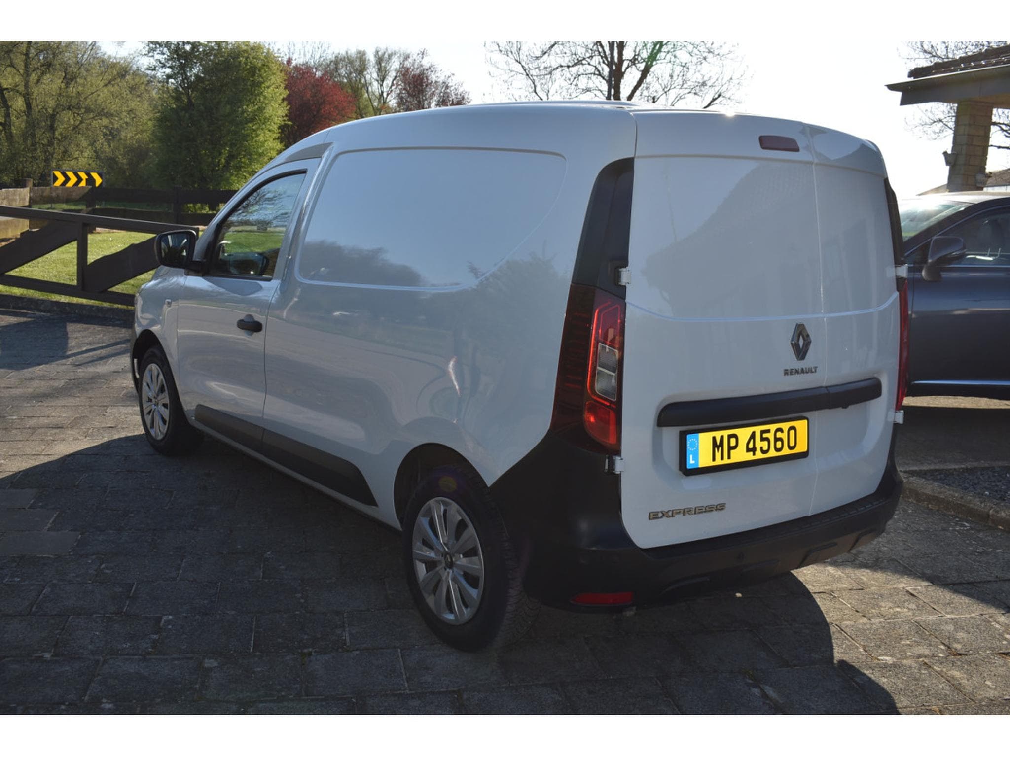 Renault Kangoo Express 1,5 DCi 95 Airco Navi (2022) - Photo 6