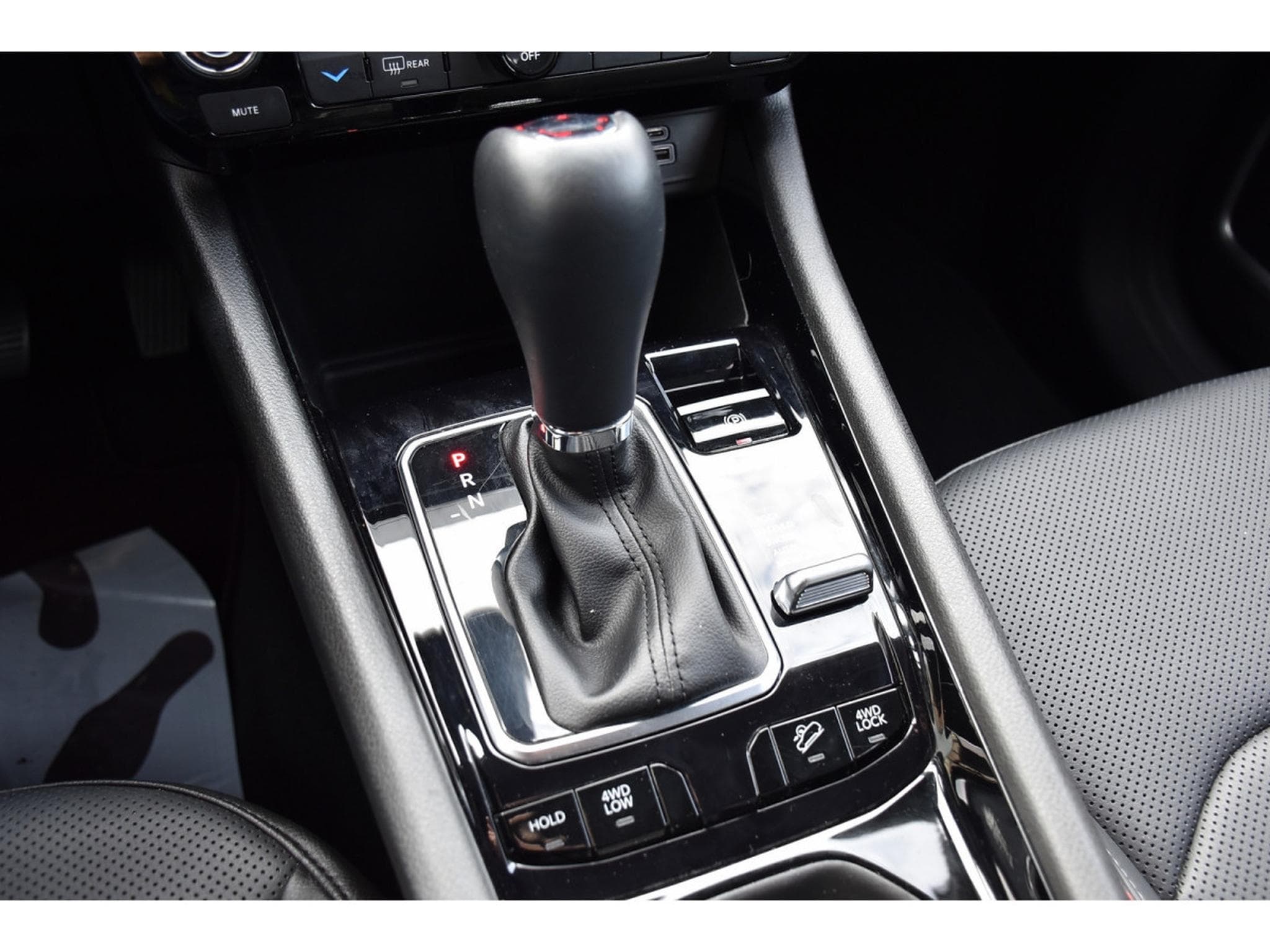 Jeep Compass 1.3 Turbo T4 PHEV eAWD Trailhawk CUIR MEMO LANE CAM 1° MAIN (2024) - Foto 17