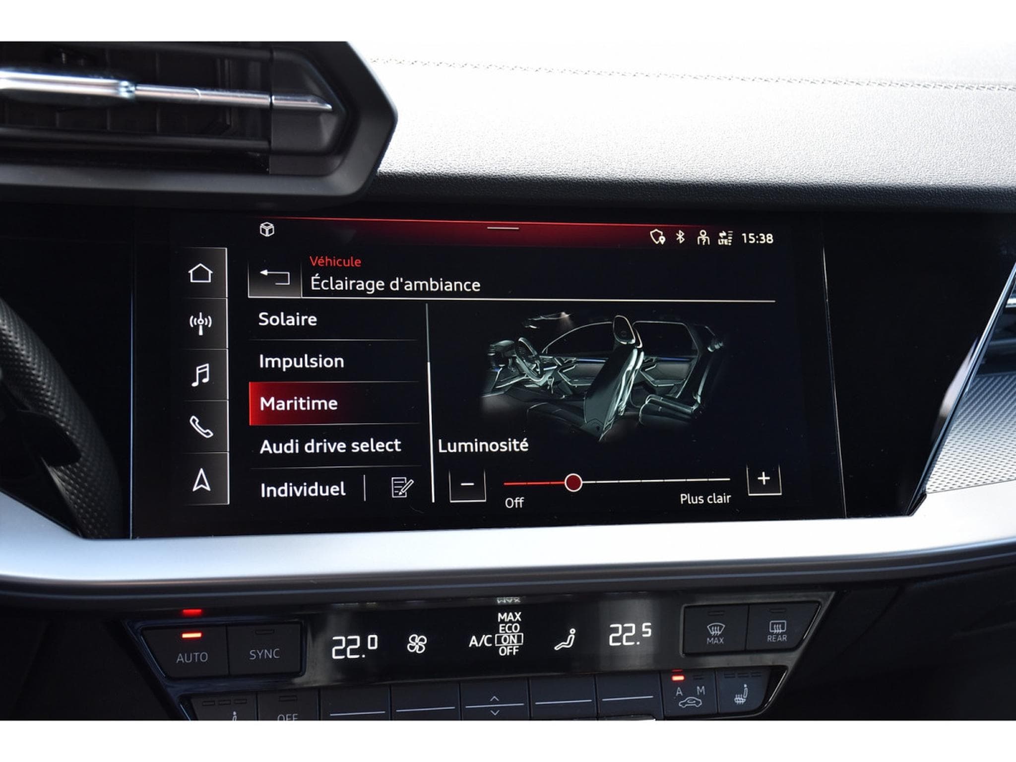 Audi A3 Sportback 40 TFSIe PHEV  S-Line S-Tronic CUIR ACC KEYLESS (2023) - Foto 16