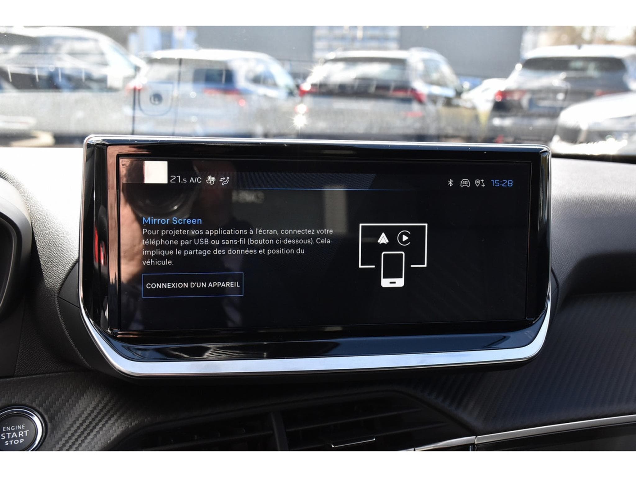 Peugeot 2008 1.2 Hybrid 145 Allure e-DCS6 ACC LANE SIDE GPS CAM360 1°MAIN (2025) - Foto 11