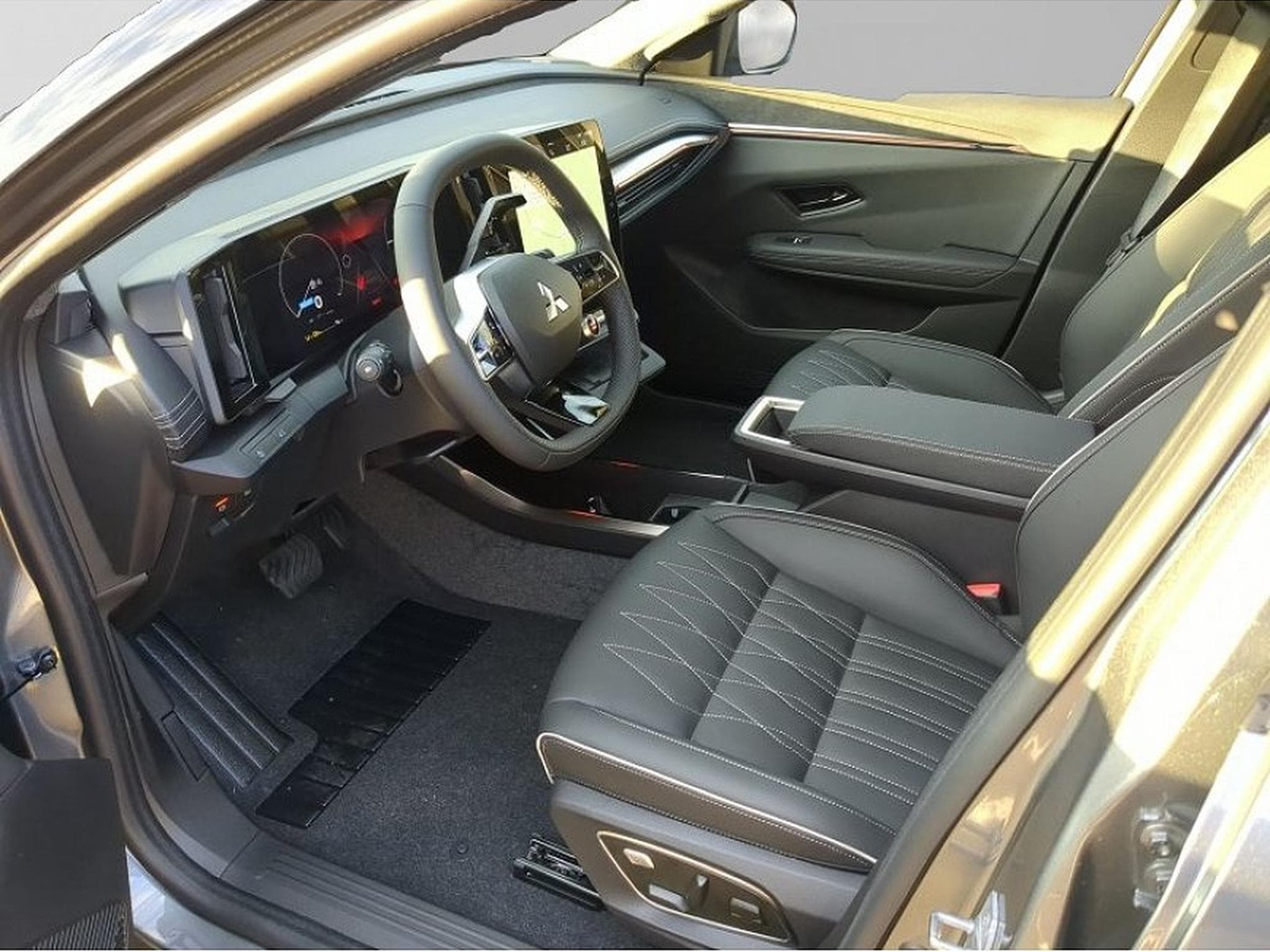 Mitsubishi Eclipse Cross (2026) - Photo 4