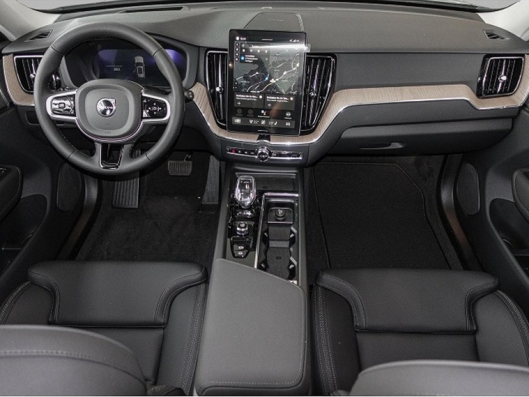 Volvo XC60 (2025) - Photo 5
