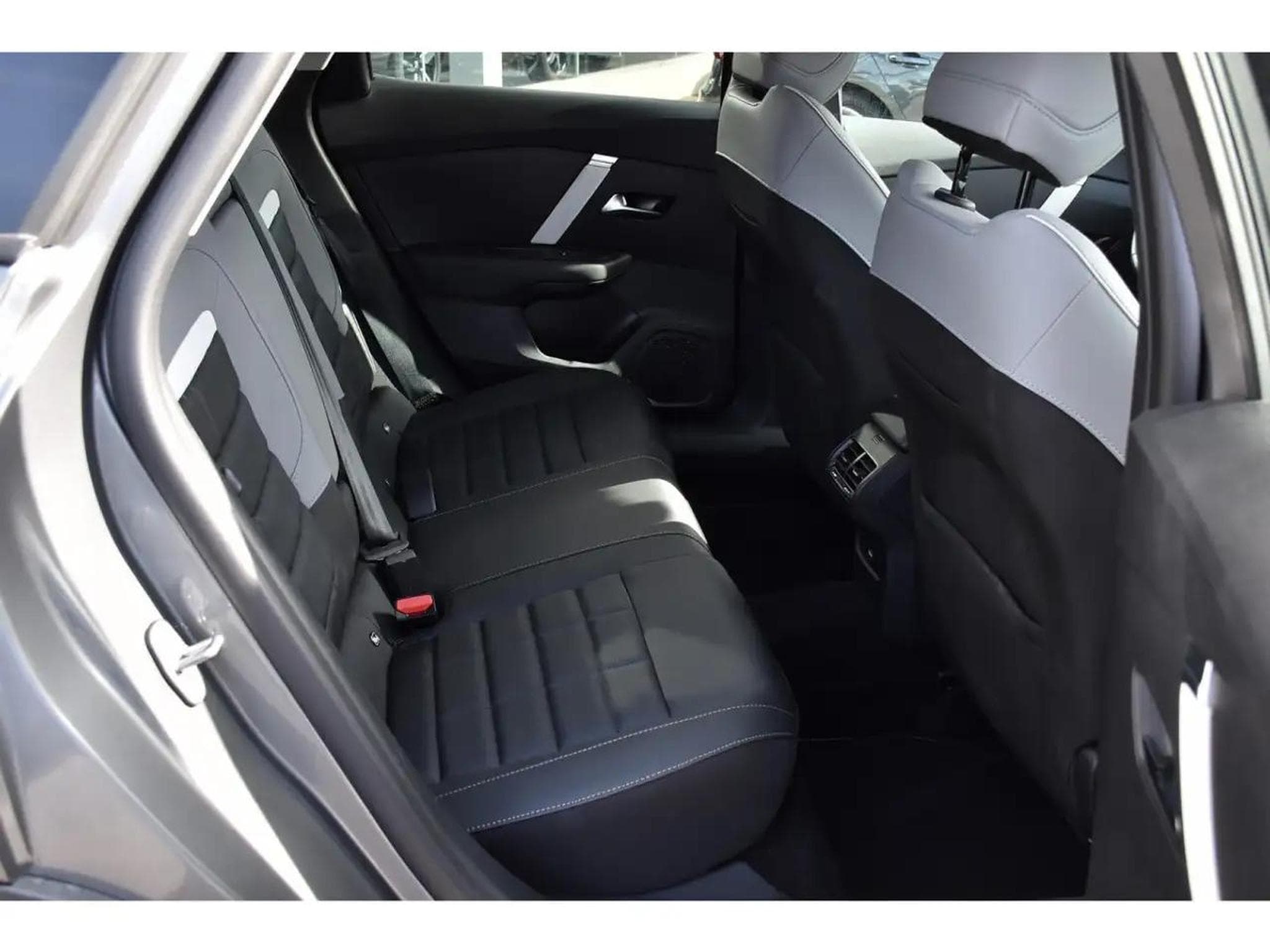 Citroën C4 (2025) - Foto 8
