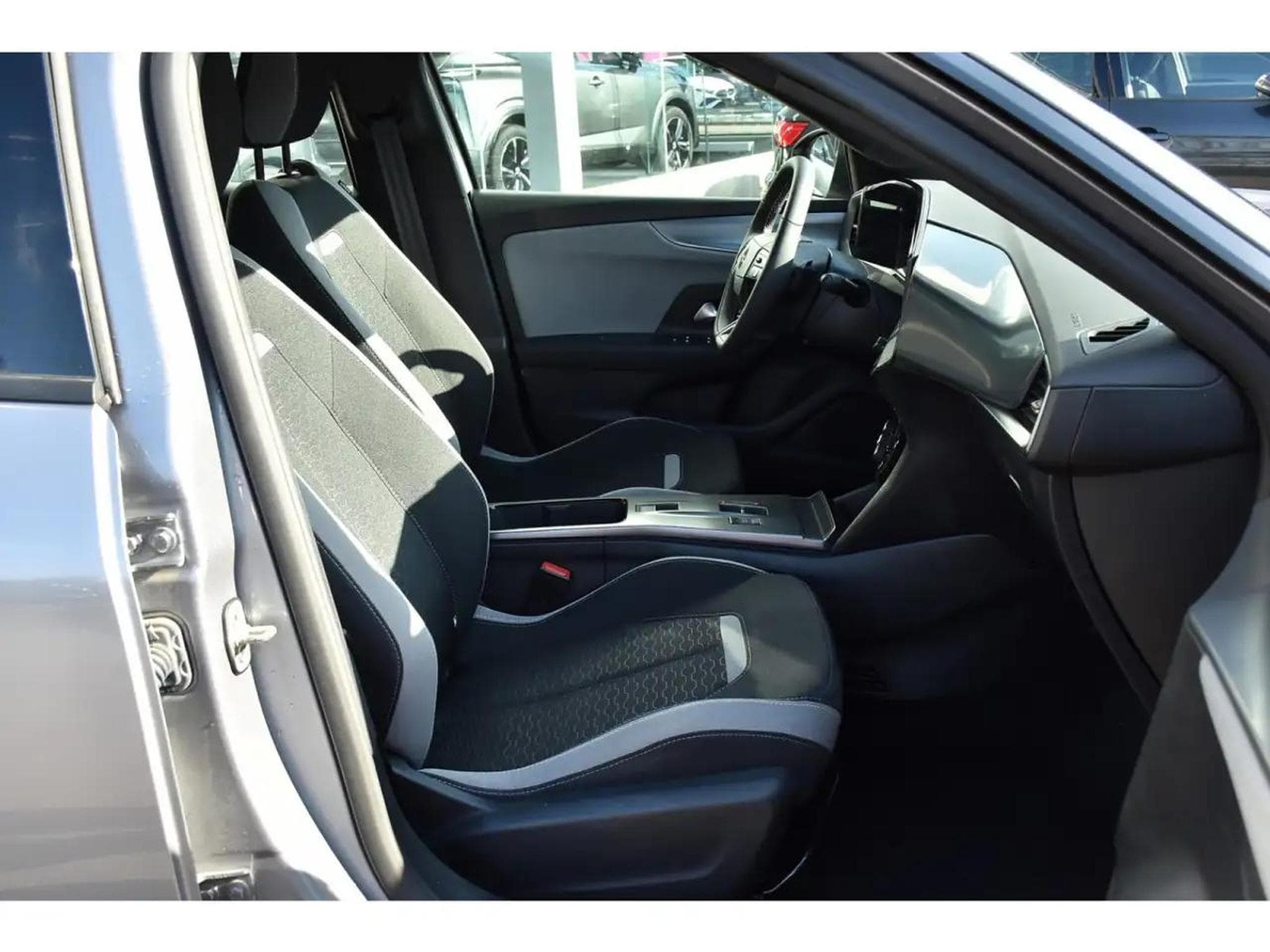 Opel Mokka (2025) - Foto 7