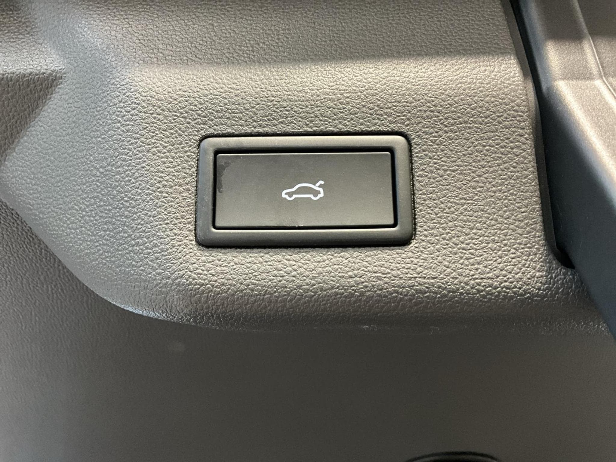 VW T7 Style+DSG+7sitze+Pano+Bulli (2025) - Foto 19