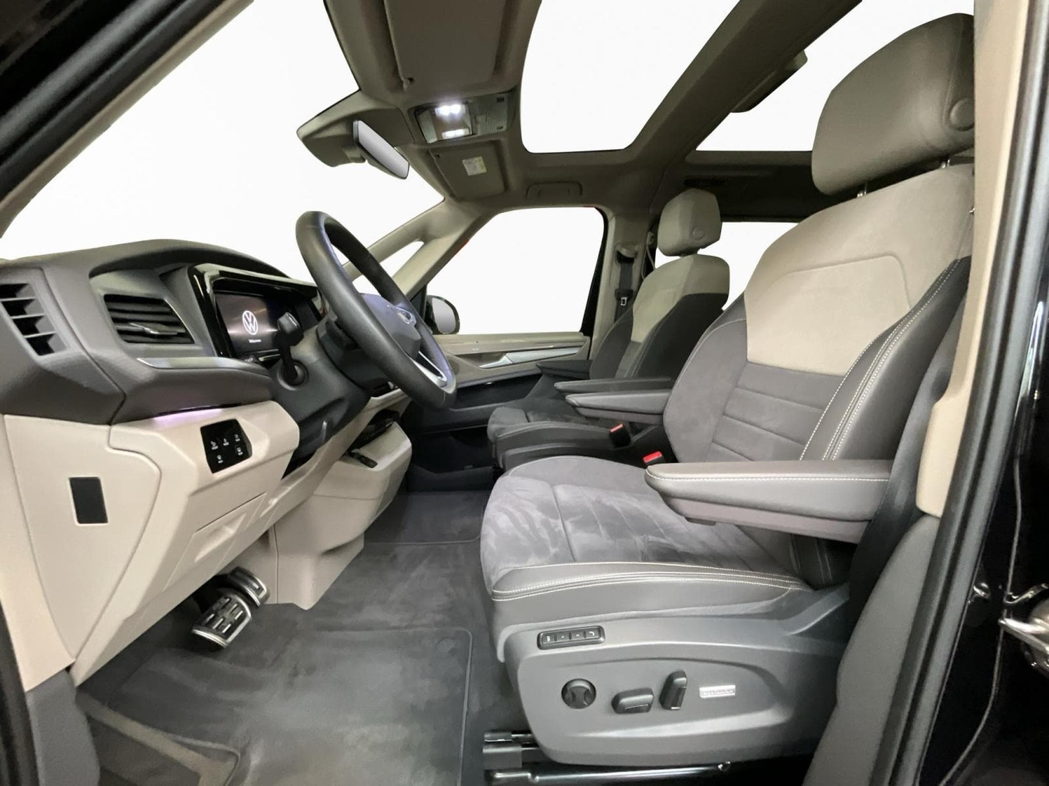 VW T7 Style+DSG+7sitze+Pano+Bulli (2025) - Foto 9