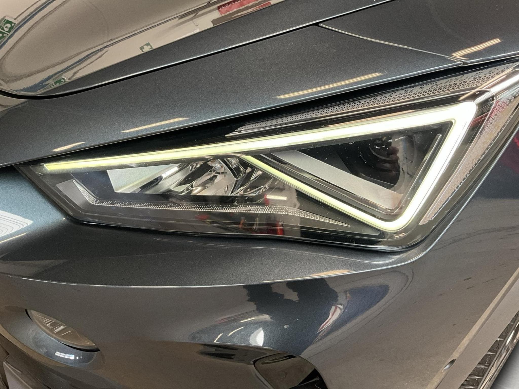 Cupra Formentor DSG+LED+Pano+AHK+LM19 (2022) - Photo 18