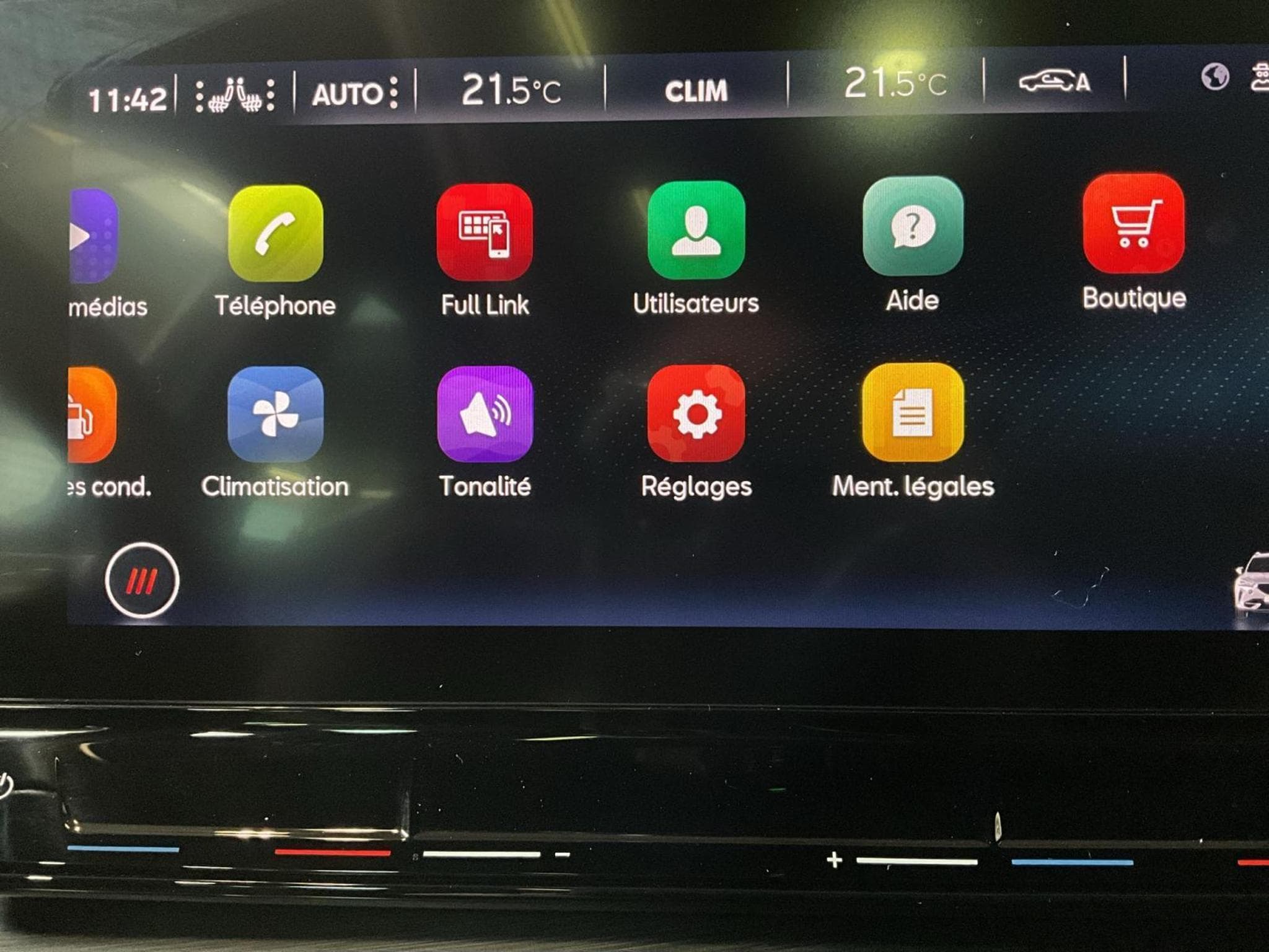 Cupra Formentor DSG+LED+Pano+AHK+LM19 (2022) - Photo 21