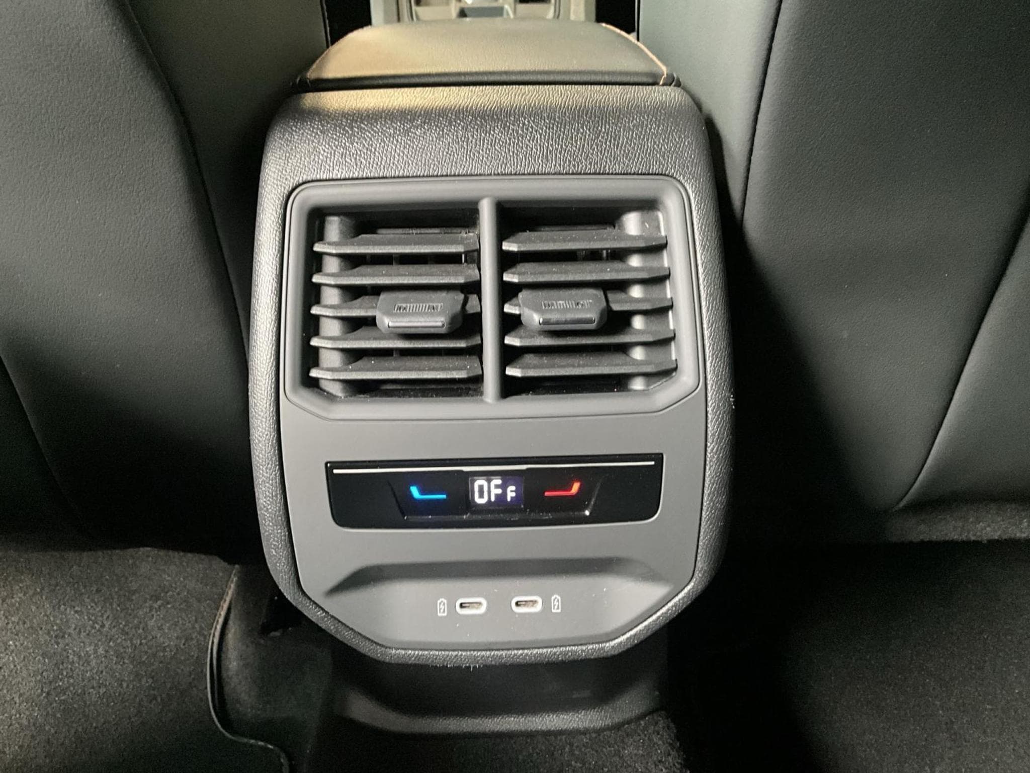 Cupra Formentor DSG+LED+Pano+AHK+LM19 (2022) - Photo 22