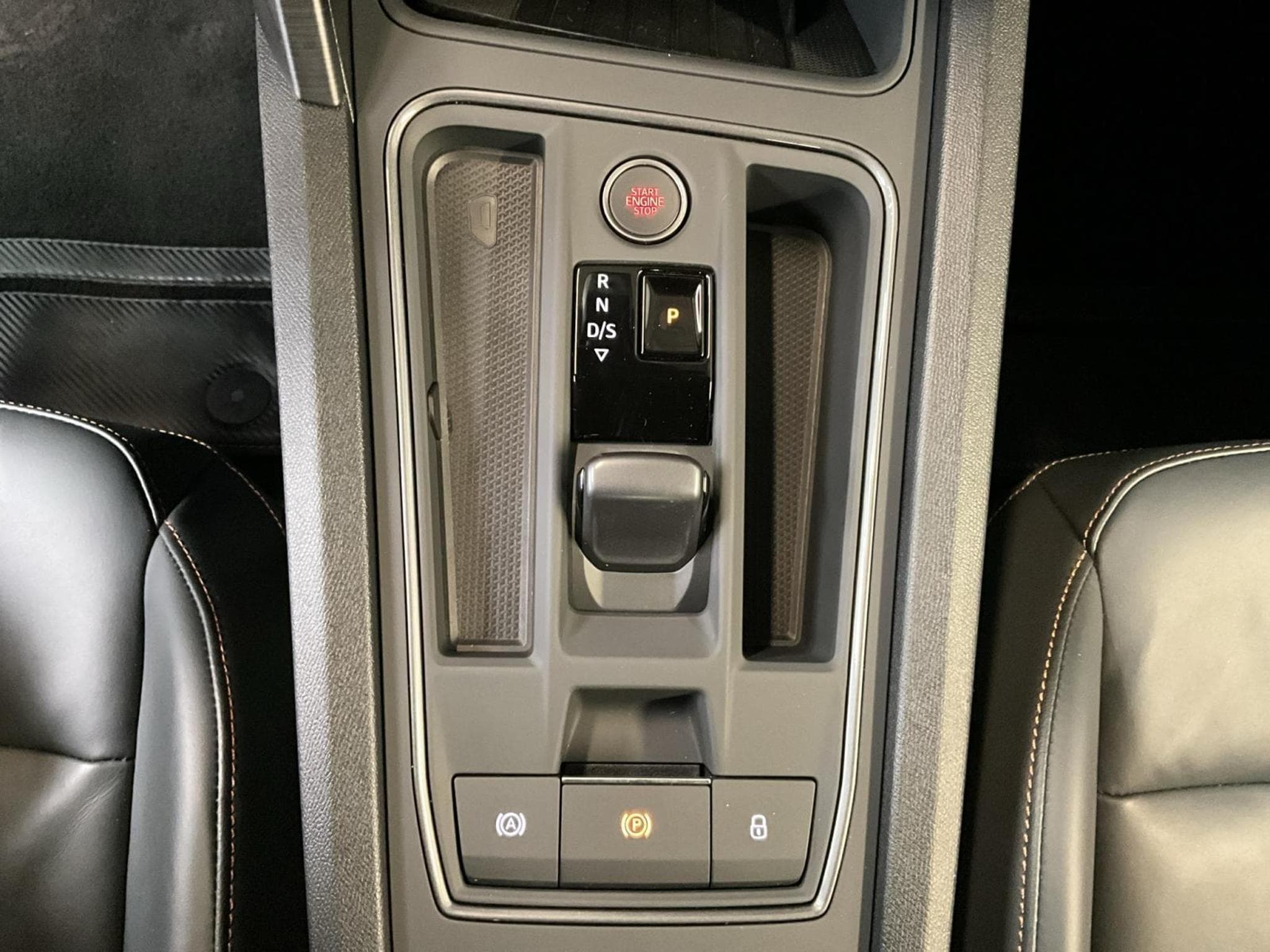 Cupra Formentor DSG+4Drive+RearView+Stand-H.+Matrix-LED (2024) - Photo 14