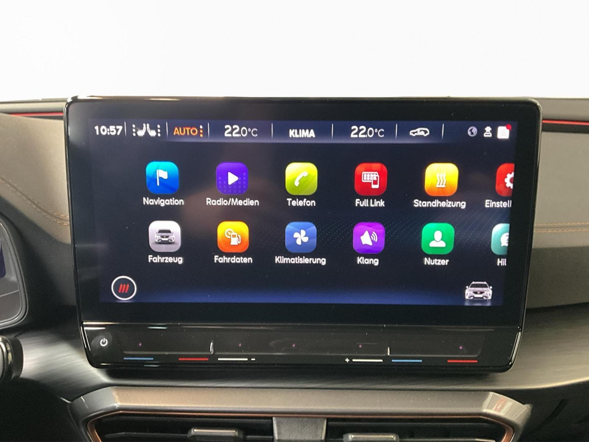 Cupra Formentor DSG+4Drive+RearView+Stand-H.+Matrix-LED (2024) - Photo 15