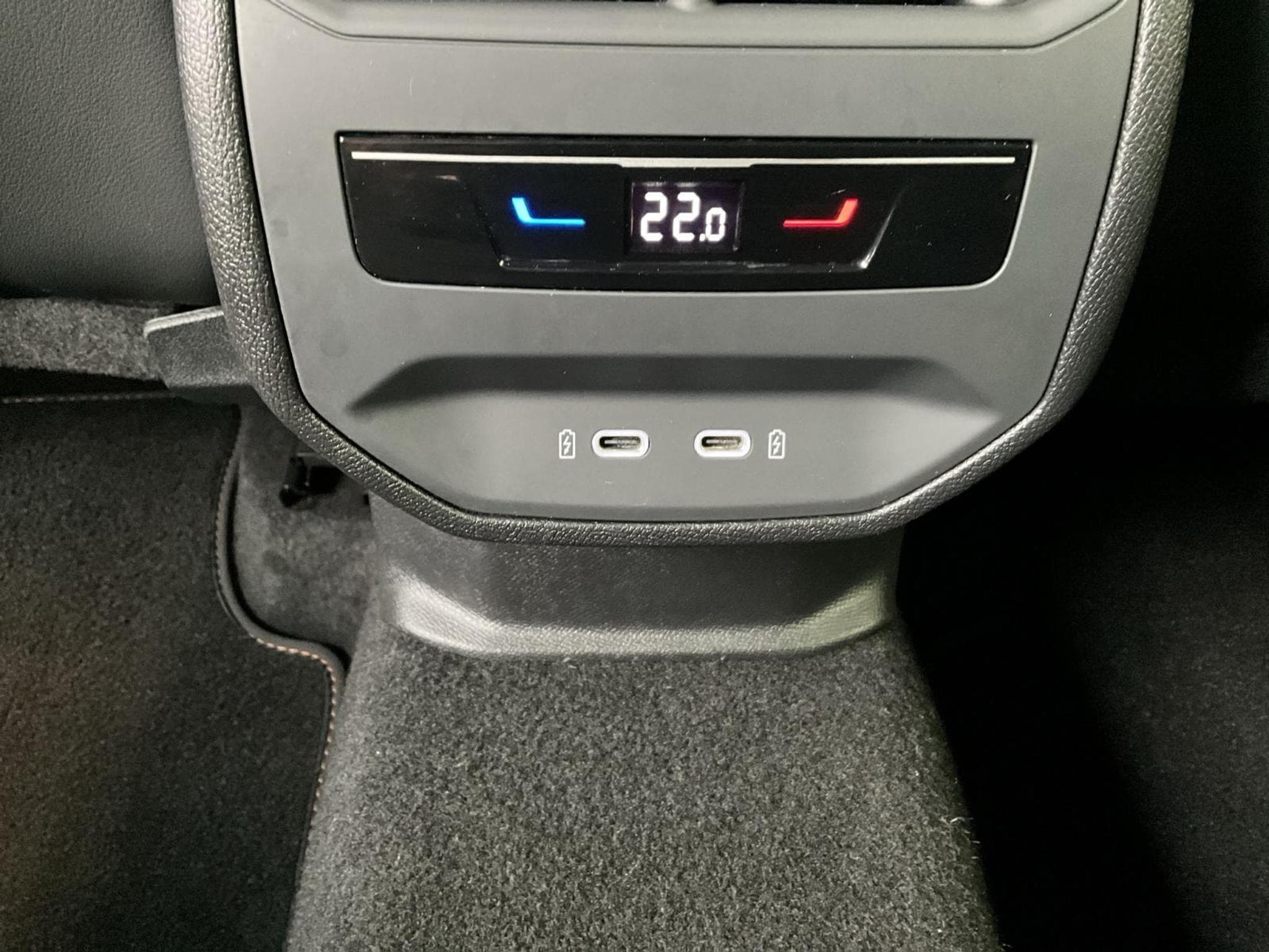 Cupra Formentor DSG+4Drive+RearView+Stand-H.+Matrix-LED (2024) - Photo 19