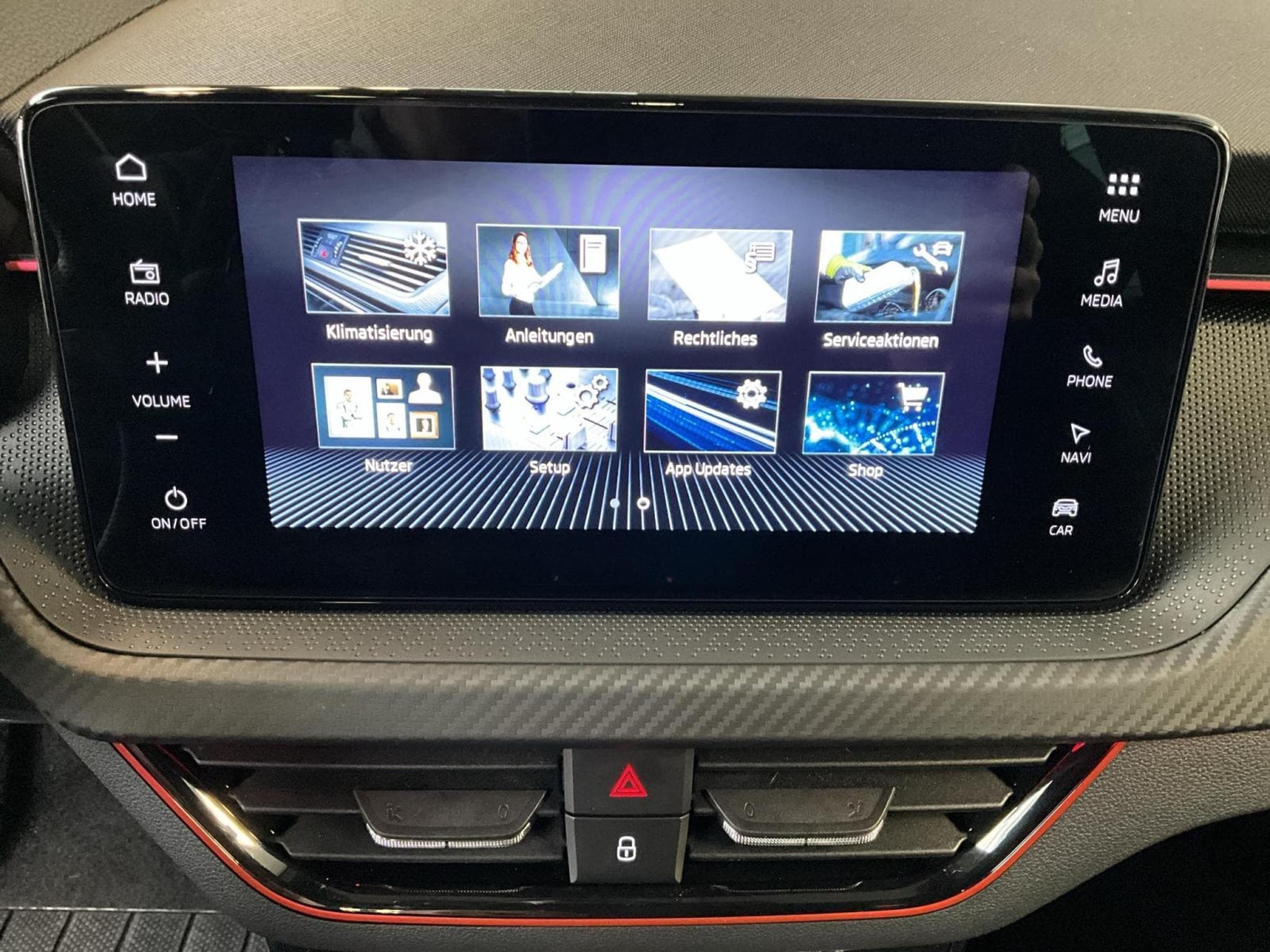 Skoda Kamiq Monte-Carlo+DSG+Pano+Navi+Pack&Go (2024) - Photo 19