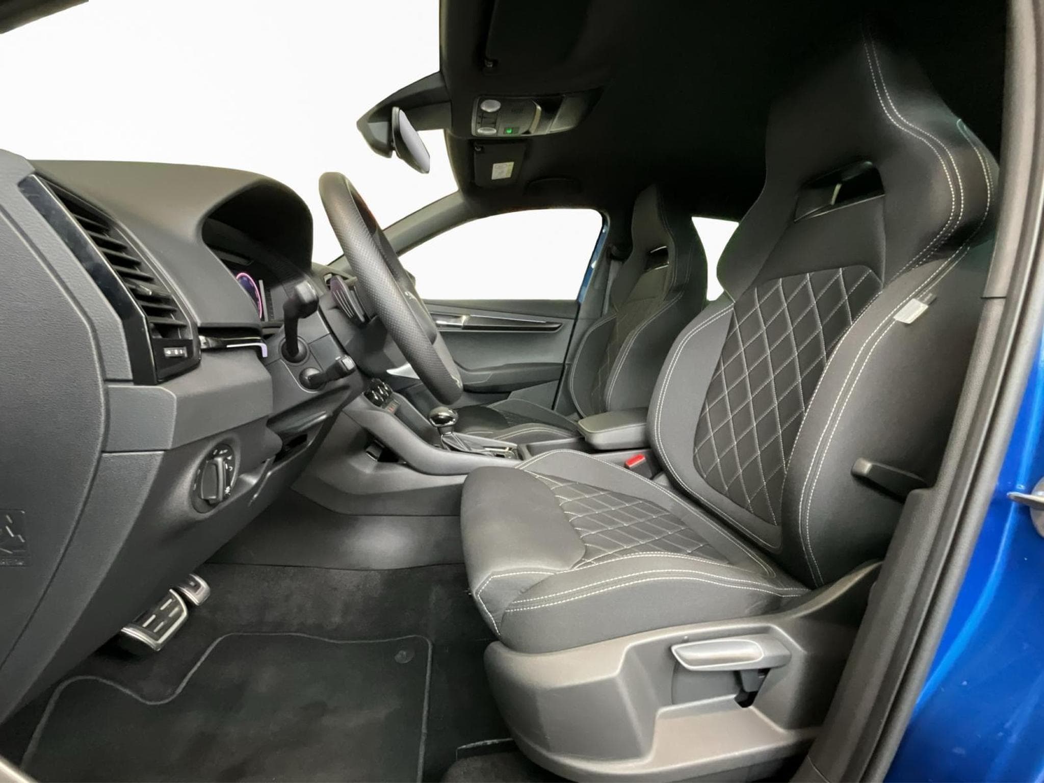 Skoda Karoq Sportline+DSG+Navi+LED (2025) - Foto 9