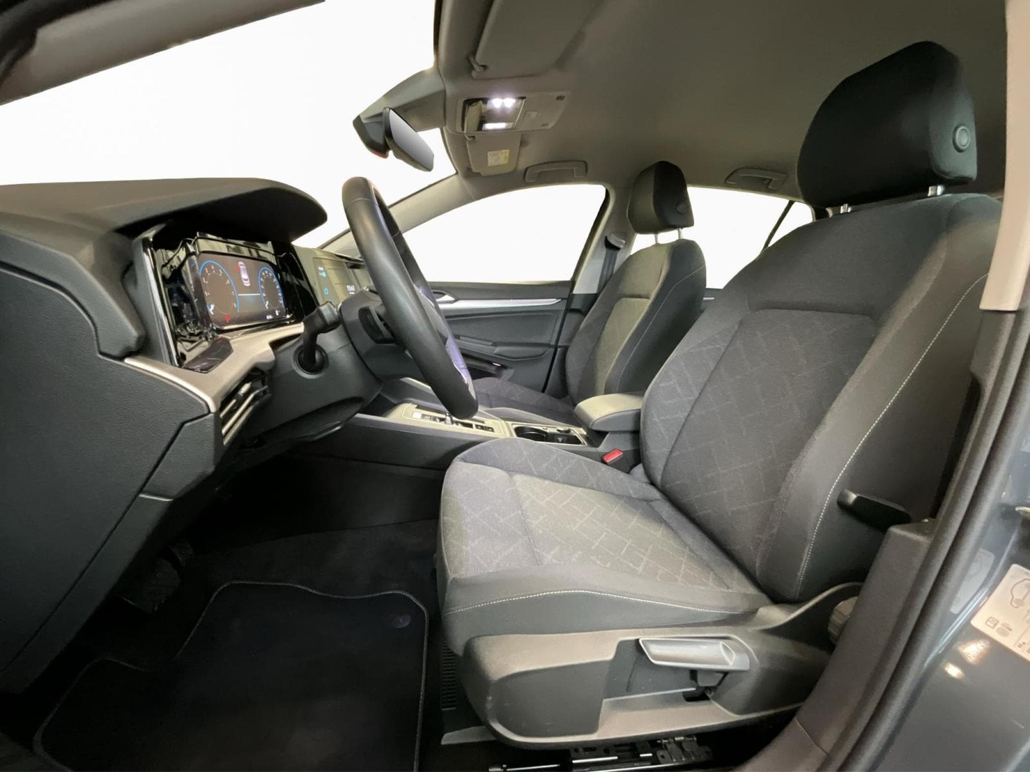 VW Golf Life+DSG+Led+LM17+Digi+ (2024) - Foto 9