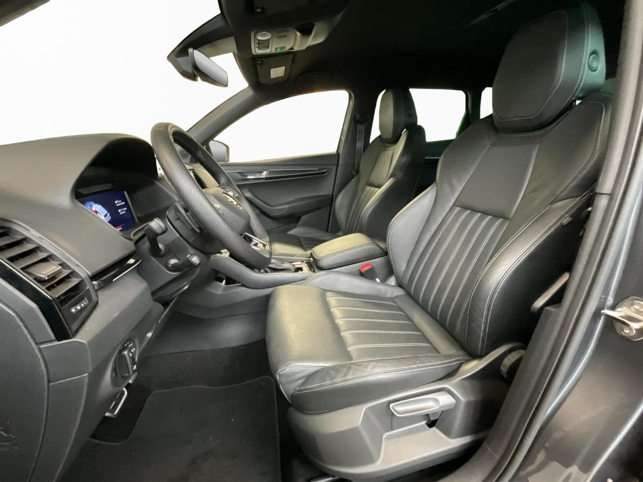 Skoda Karoq Sportline+DSG+4x4+SUITE+Kessy+ACC (2024) - Foto 11