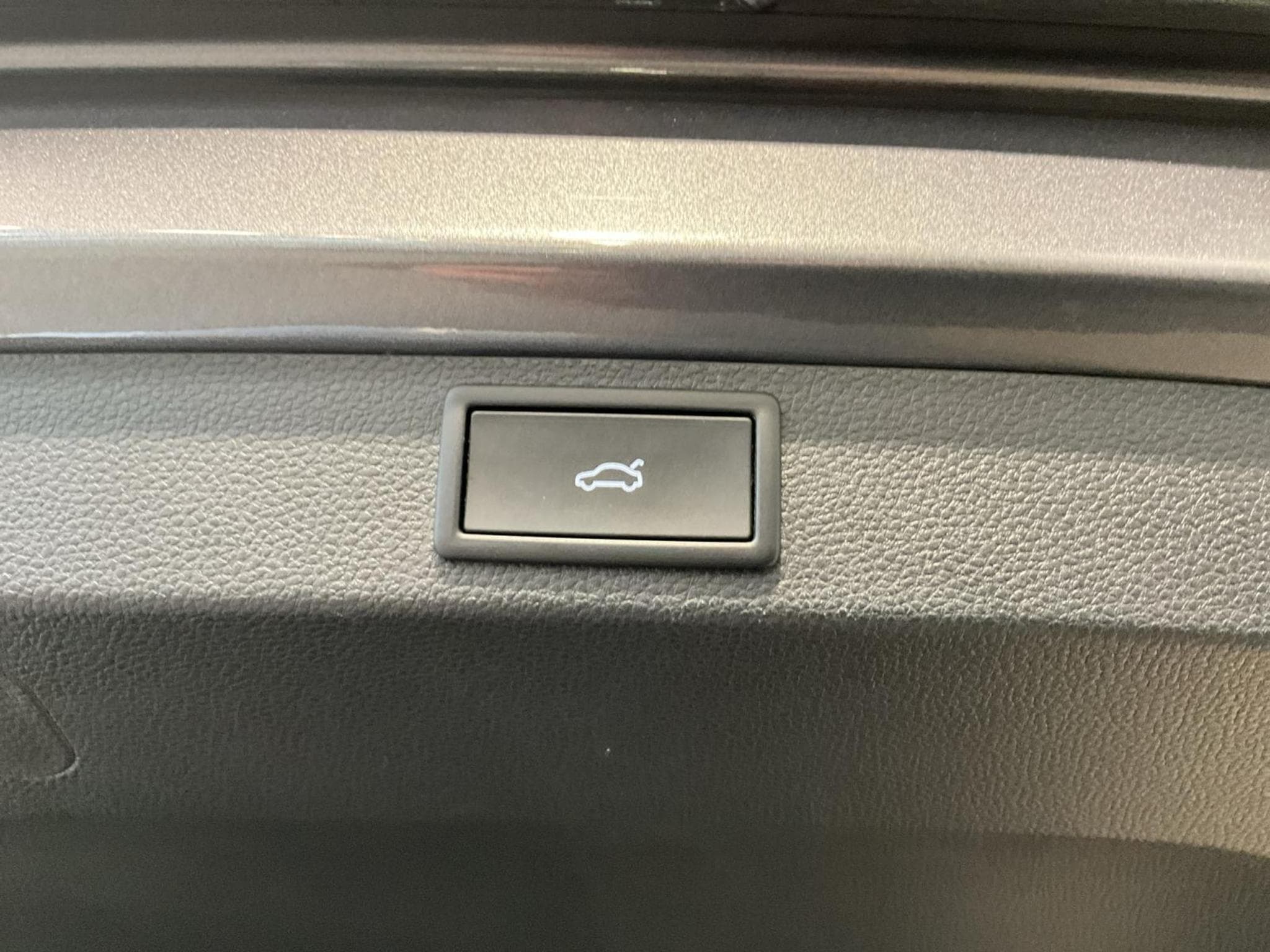 Skoda Karoq Sportline+DSG+4x4+SUITE+Kessy+ACC (2024) - Foto 19