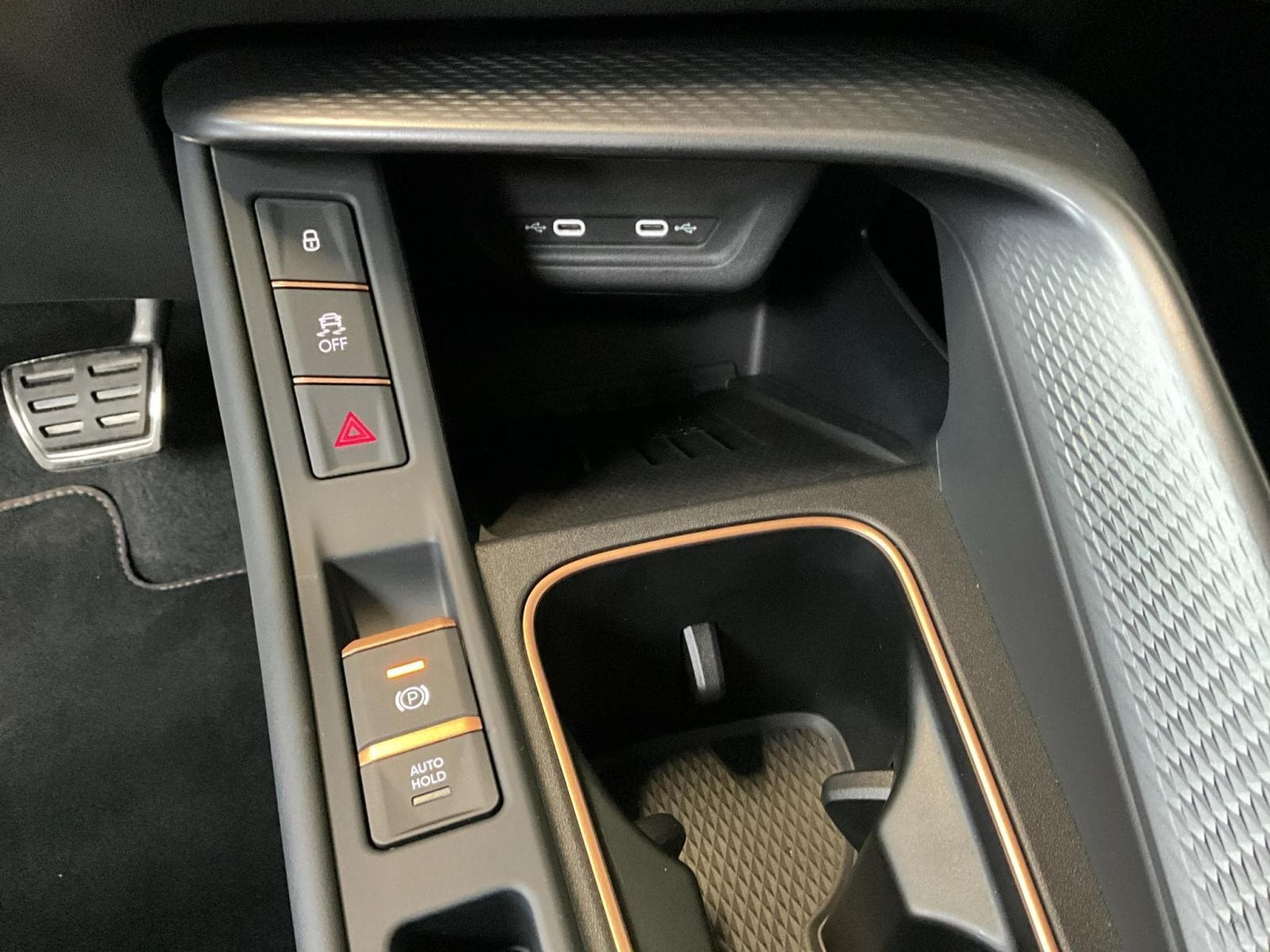 Cupra Terramar Pure-Perf+DSG+LED+Skyline (2025) - Foto 22