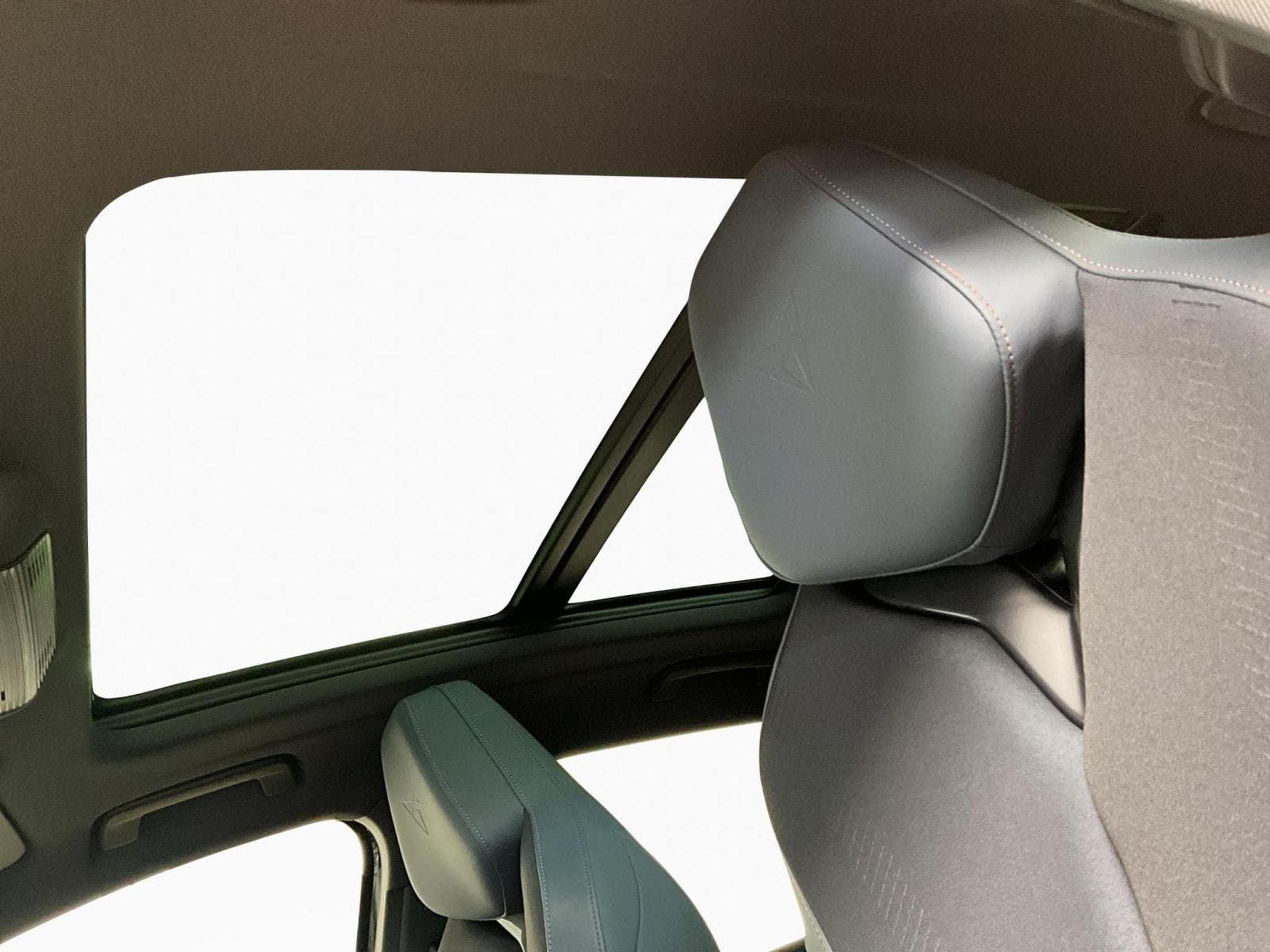 Cupra Terramar DSG+AHK+Digital-Drive+Pure-Perf.+Skyline+Int.Drive (2025) - Foto 18