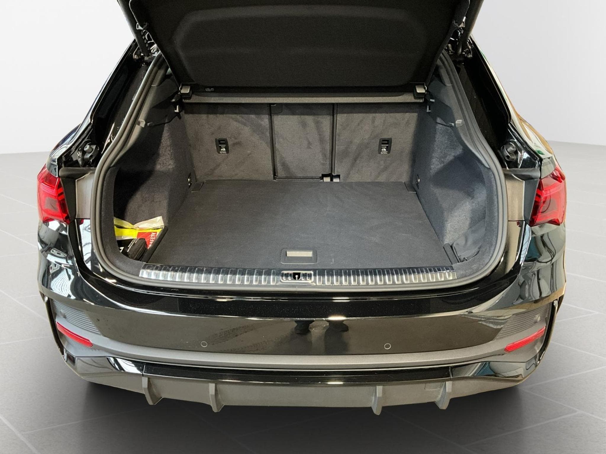 Audi Q3 SB+S-Line+35TFSI+S-Tronic (2025) - Foto 16