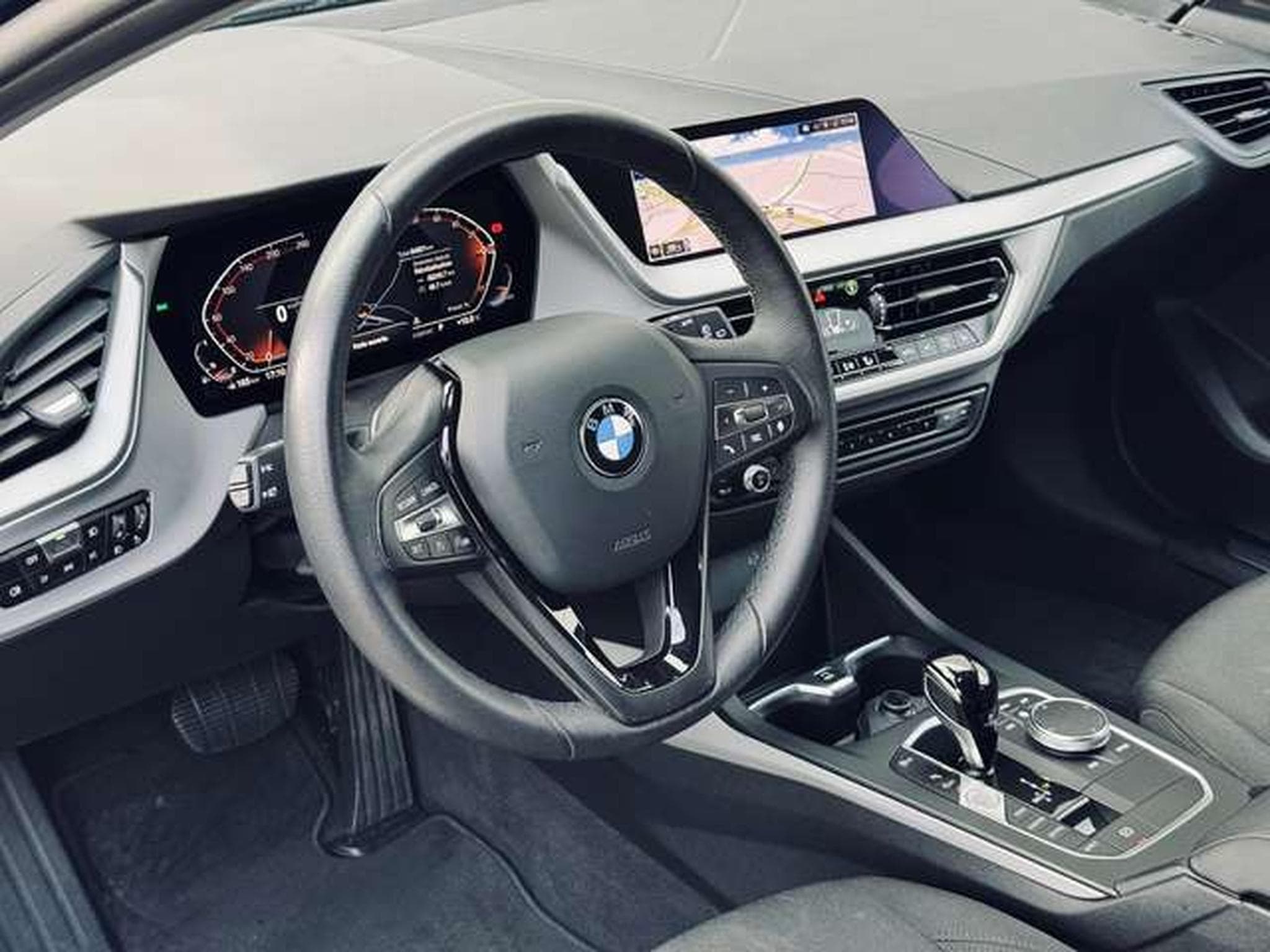 BMW 116 116i Automatique //12 Mois De Garantie ✅✅✅ (2023) - Photo 11