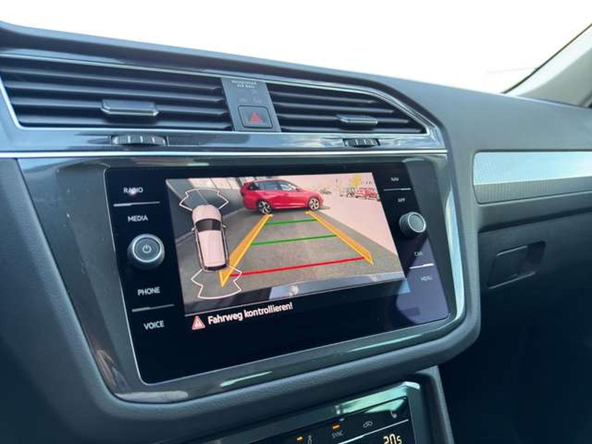 VW Tiguan Life DSG/Navi/AHK/ACC/Matrix (2023) - Photo 19