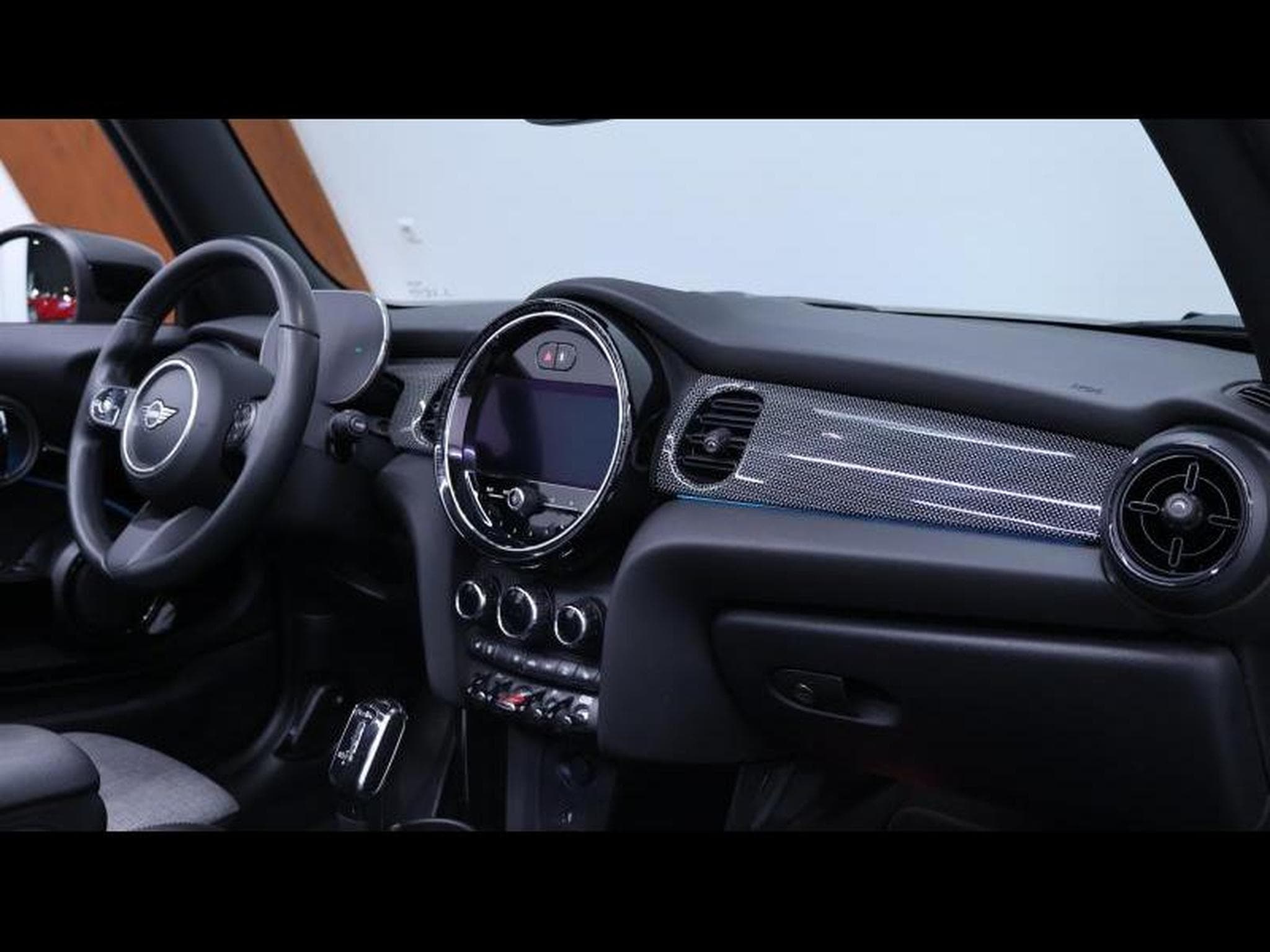 MINI Cooper cabriolet 136cv steptronic (2023) - Photo 31