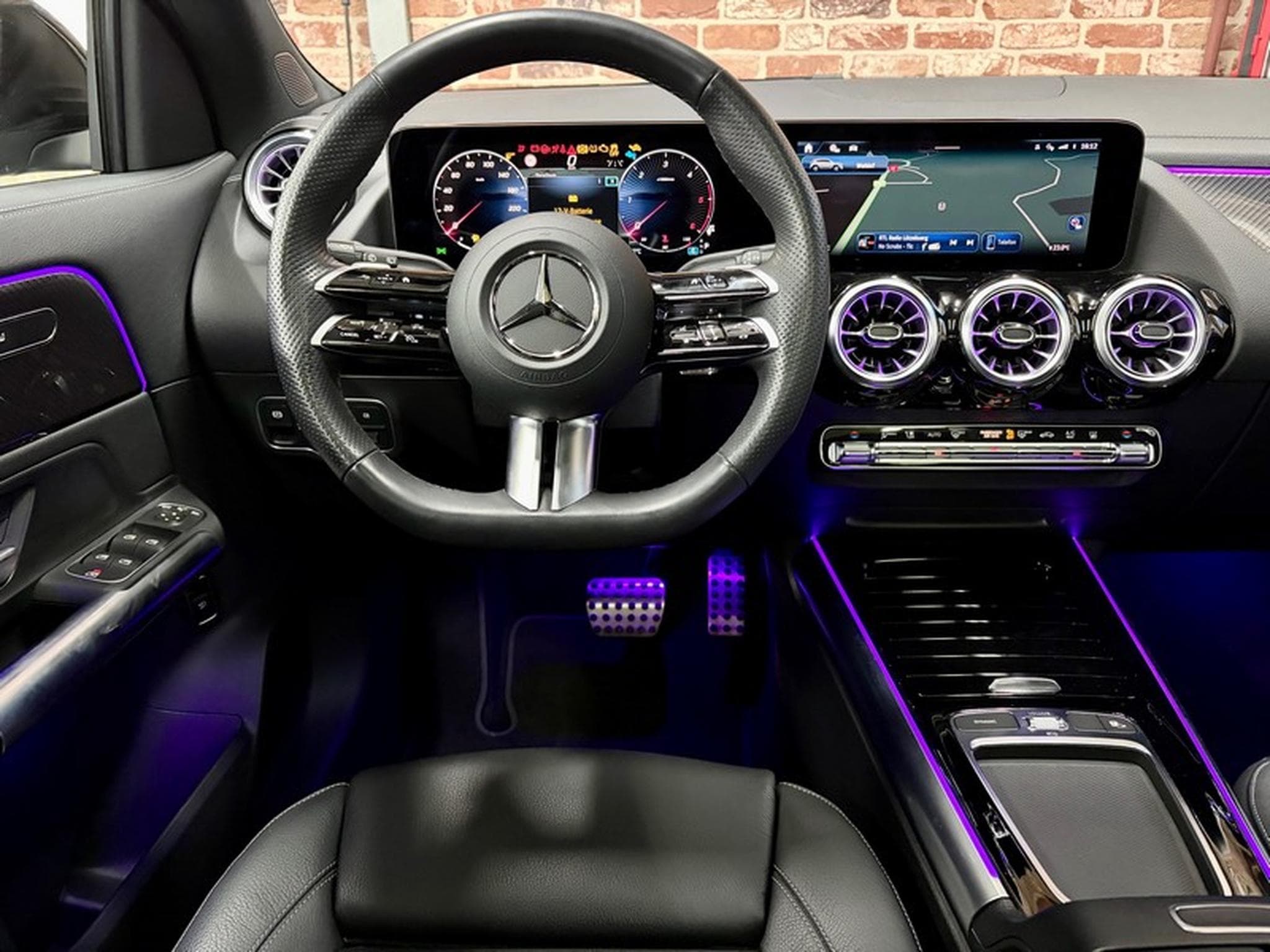 Mercedes GLA 220 GLA 220d 2.0 190cv 4x4 Auto AMG-LINE (2024) - Photo 4