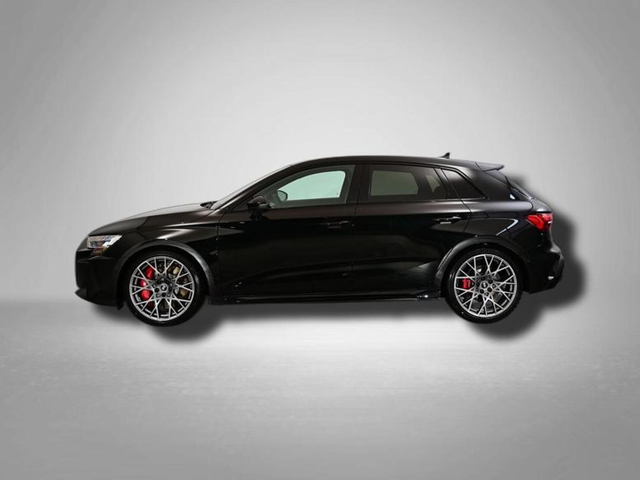 Audi RS3 Sportback 2.5 TFSI 7-Gang S tronic quattro (2026) - Photo 6