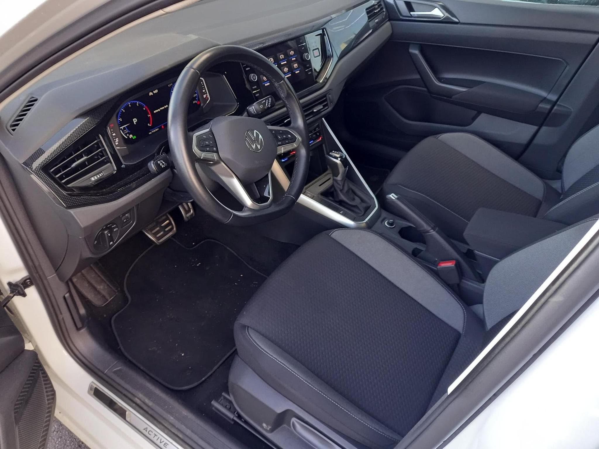 VW Polo Life 1.0 TSI (2022) - Photo 2