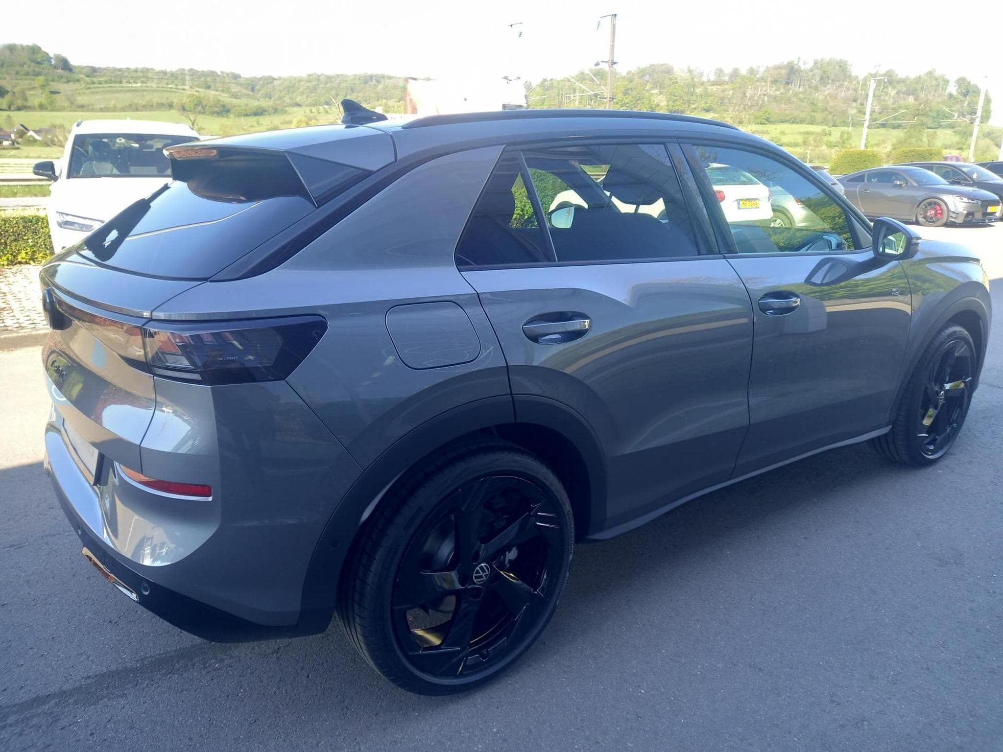 VW T-Roc R-Line 1.5 eTSI (2026) - Photo 10