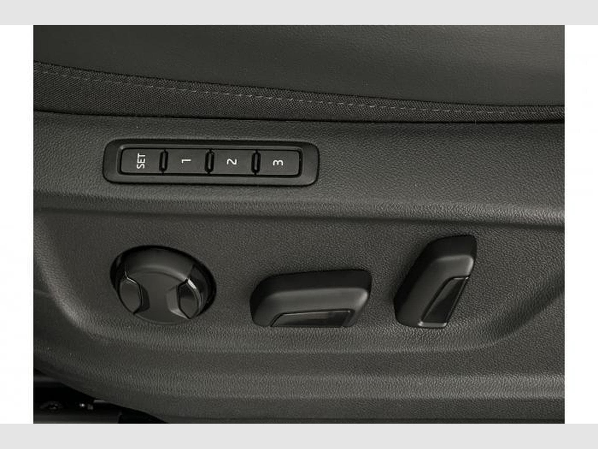 Cupra Ateca 1.5 TSI 110kW (2026) - Photo 25