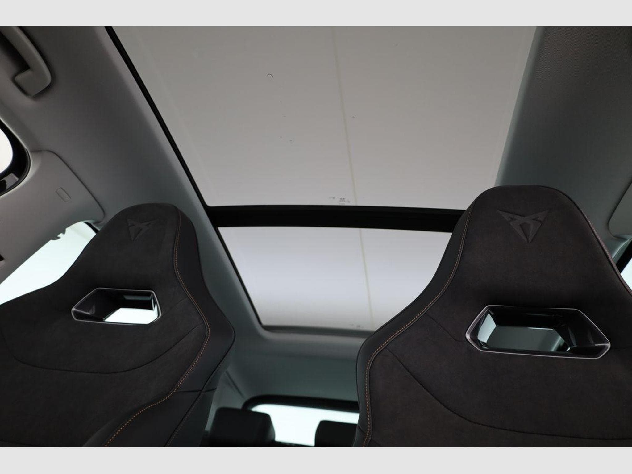 Cupra Ateca Basis 4Drive (2026) - Photo 10