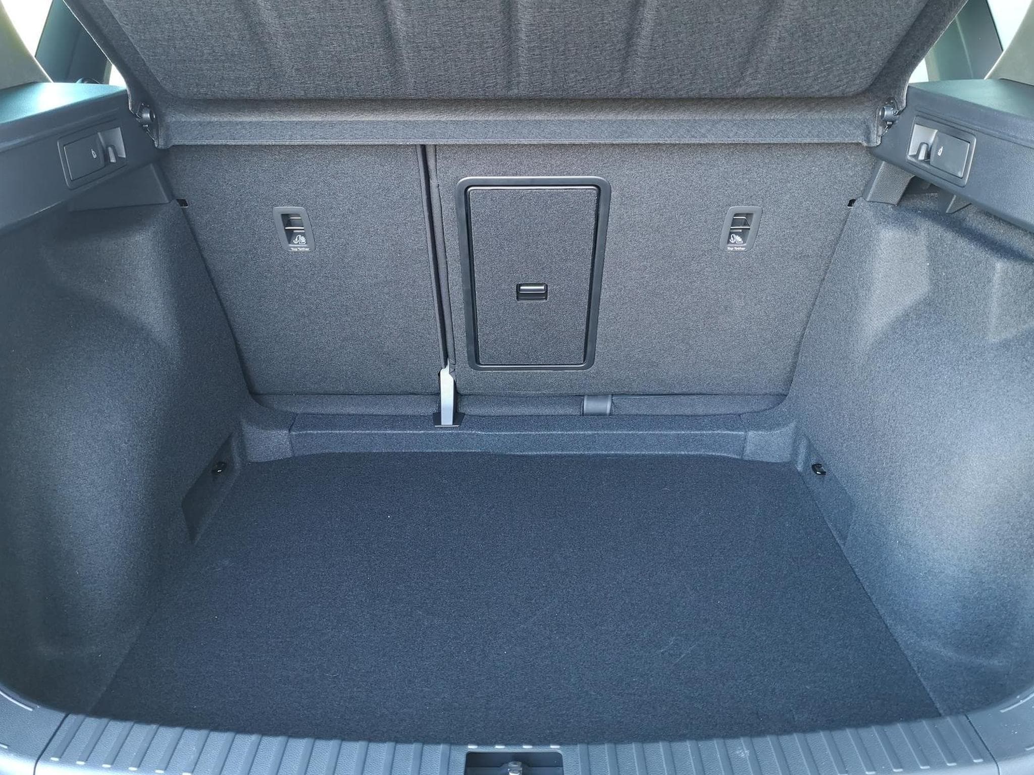 Cupra Ateca 1.5TSI DSG ABT (2026) - Photo 7