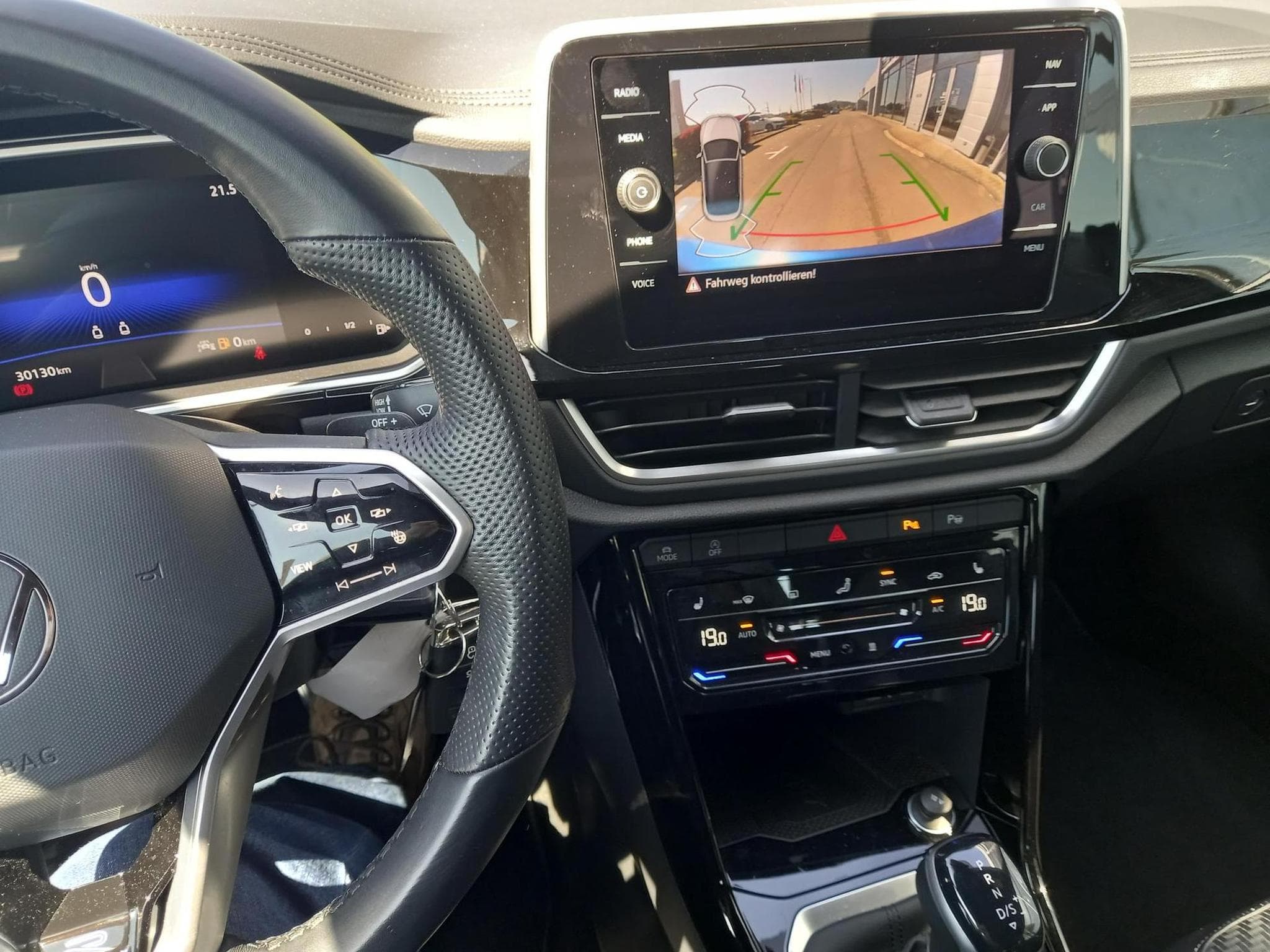 VW T-Roc Cabriolet R-Line 1.5 (2023) - Photo 15