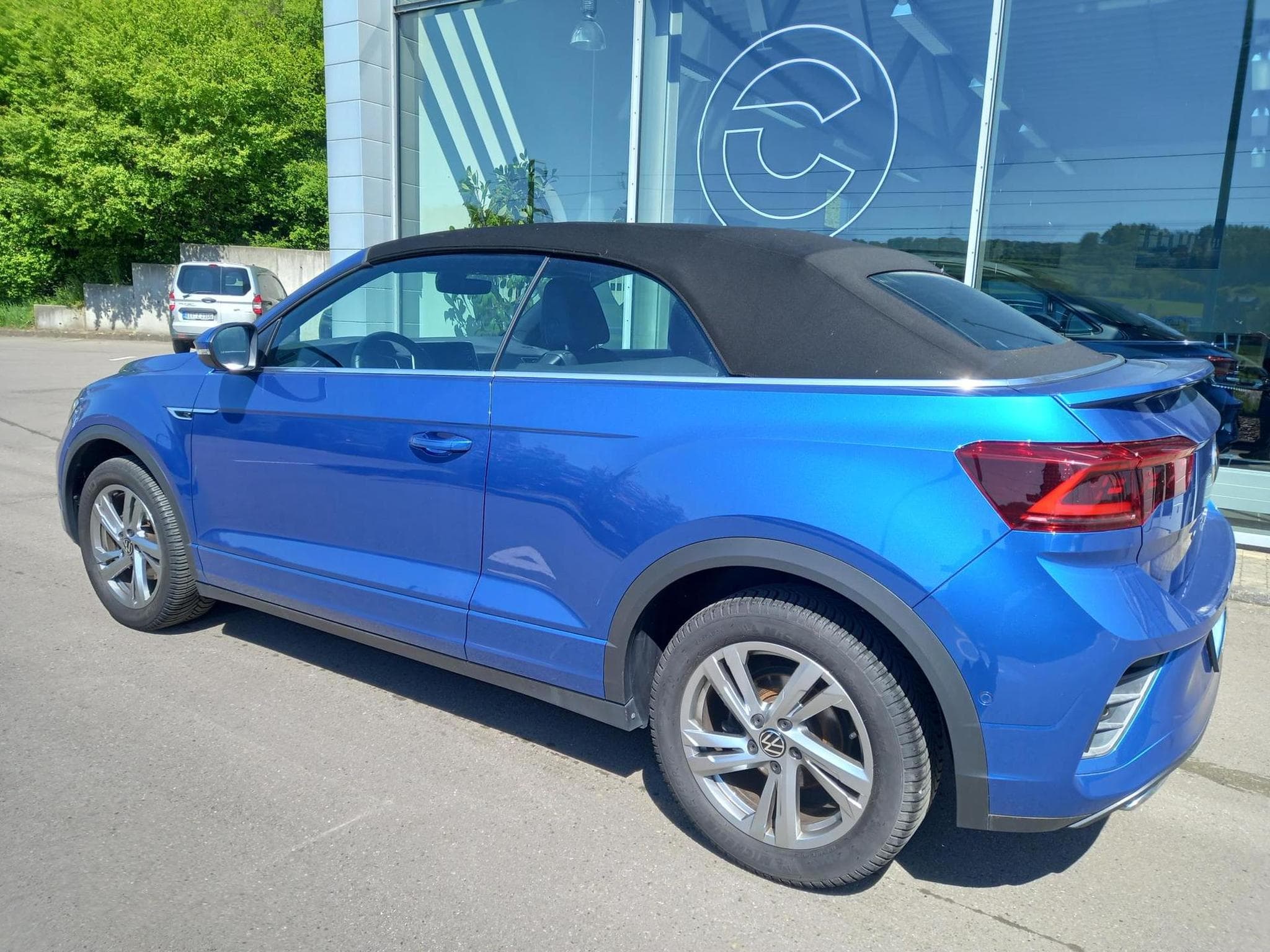 VW T-Roc Cabriolet R-Line 1.5 (2023) - Photo 3