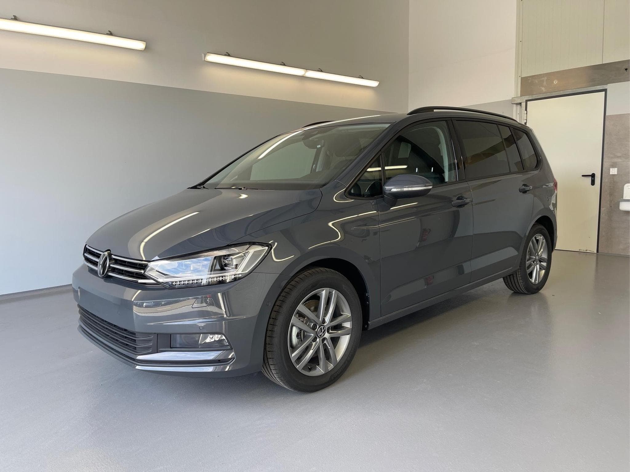 VW Touran Comfortline (2026) - Photo 1
