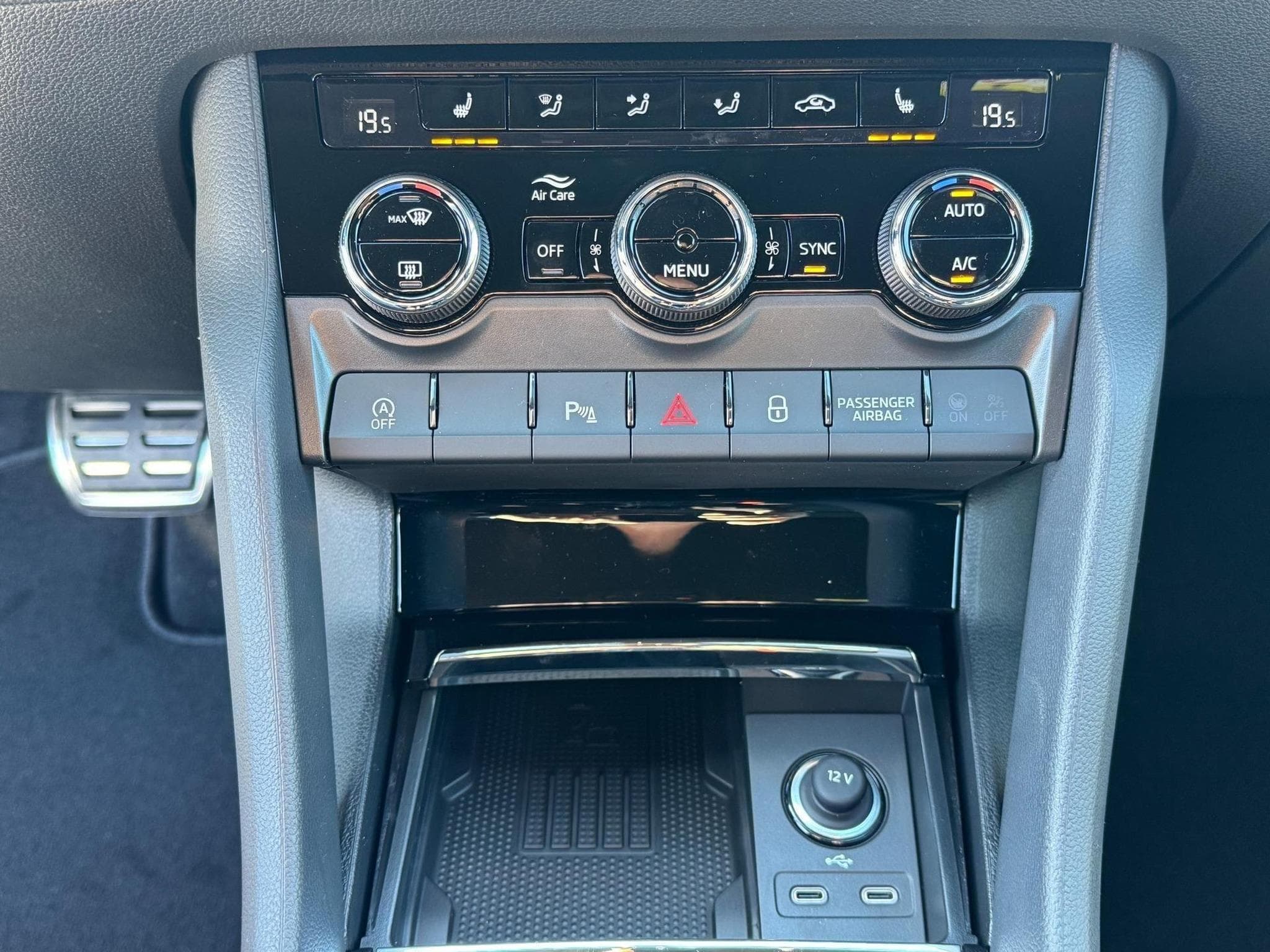 Skoda Karoq Sportline (2026) - Photo 15