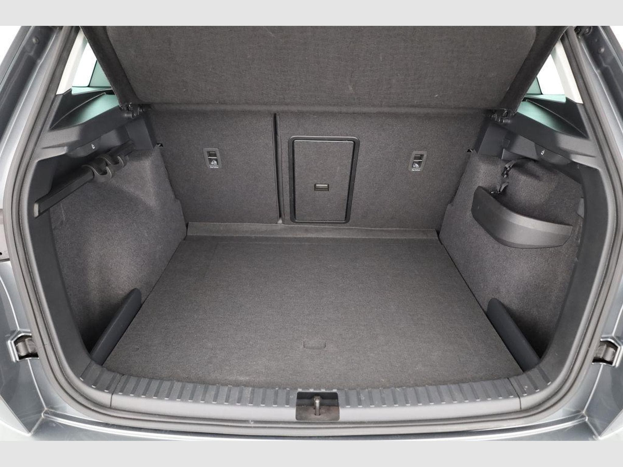 Skoda Karoq Drive 4x4 (2024) - Photo 12